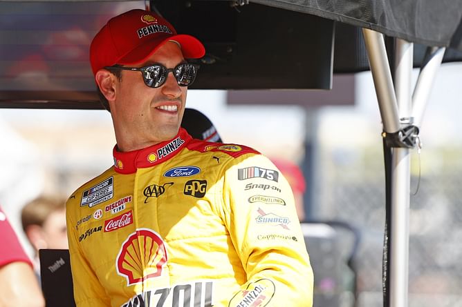 “He’s going to come back from a not-so-good race in Phoenix”: NASCAR Insider picks Joey Logano to triumph in Las Vegas