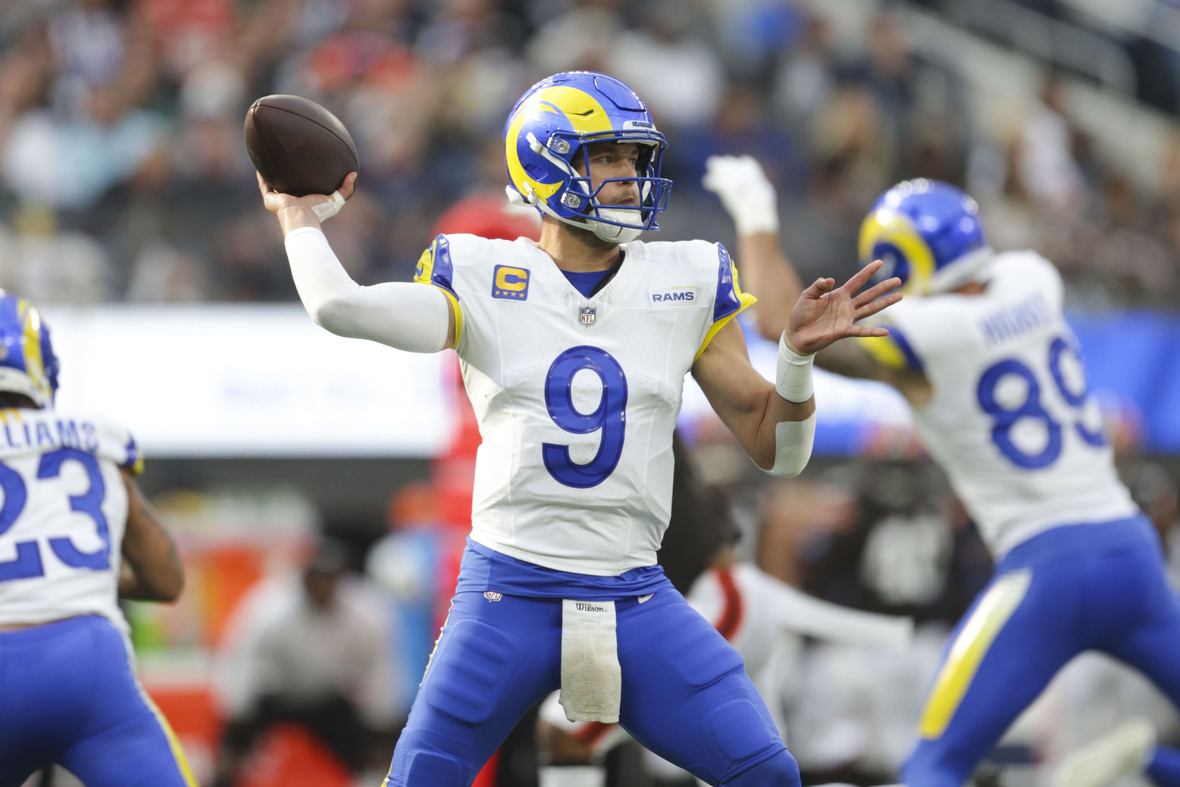 Matthew Stafford warms up before an NFL game for the Los Angeles Rams. (Credits: IMAGN)