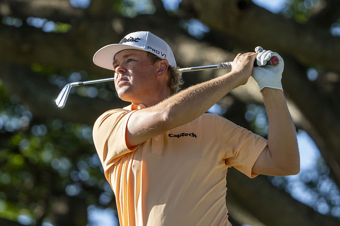 What are Patton Kizzire's career earnings?