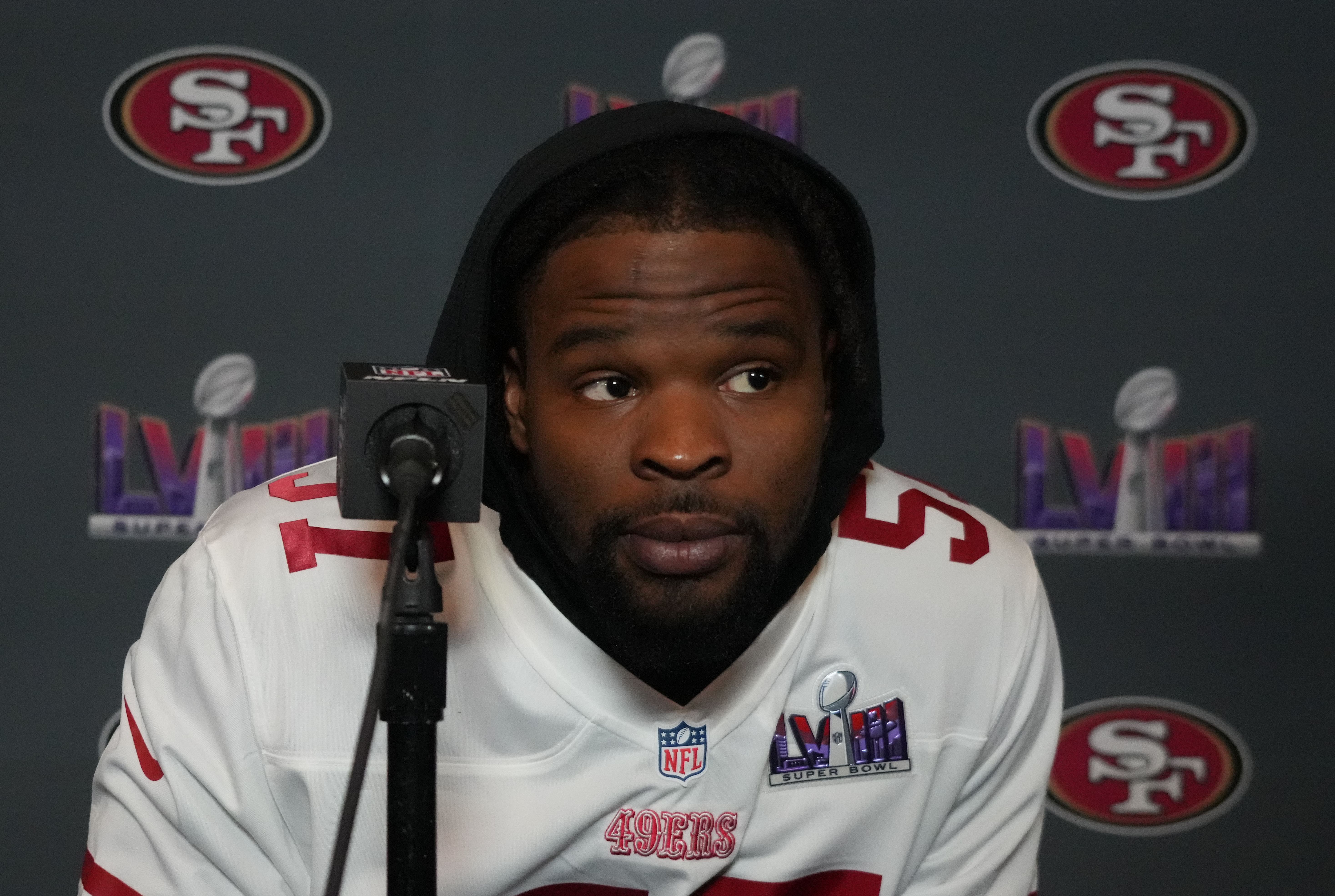 NFL: Former San Francisco 49ers LB Dre Greenlaw - Source: Imagn