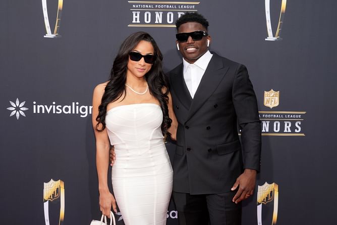 Tyreek Hill and Keeta Vaccaro live it up on luxury yacht in sunny offseason retreat