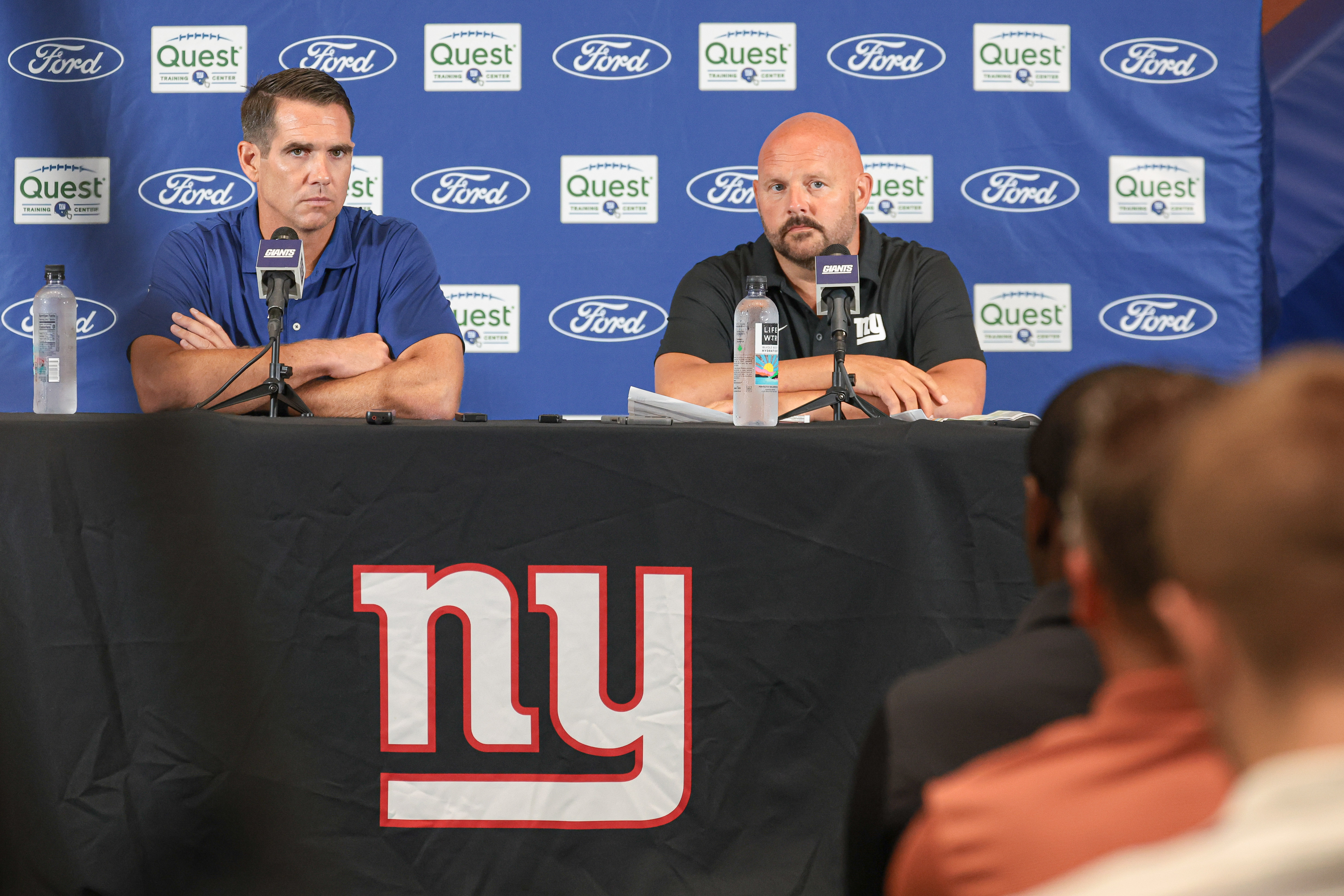 NFL insider calls out Giants for trusting league's 31st-ranked offense instead of free agency upgrades