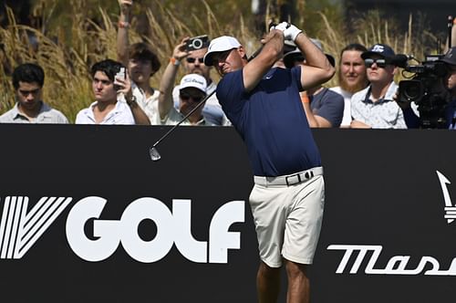 Brooks Koepka of the Smash GC tees off on the second hole during the final round of the LIV Golf Chicago (Image via Imagn)