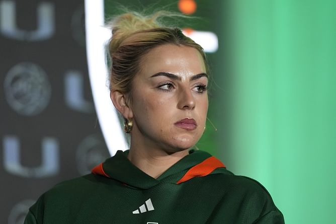 Carson Beck's mom Tracy has 2-word reaction to Haley Cavinder's latest milestone at Miami