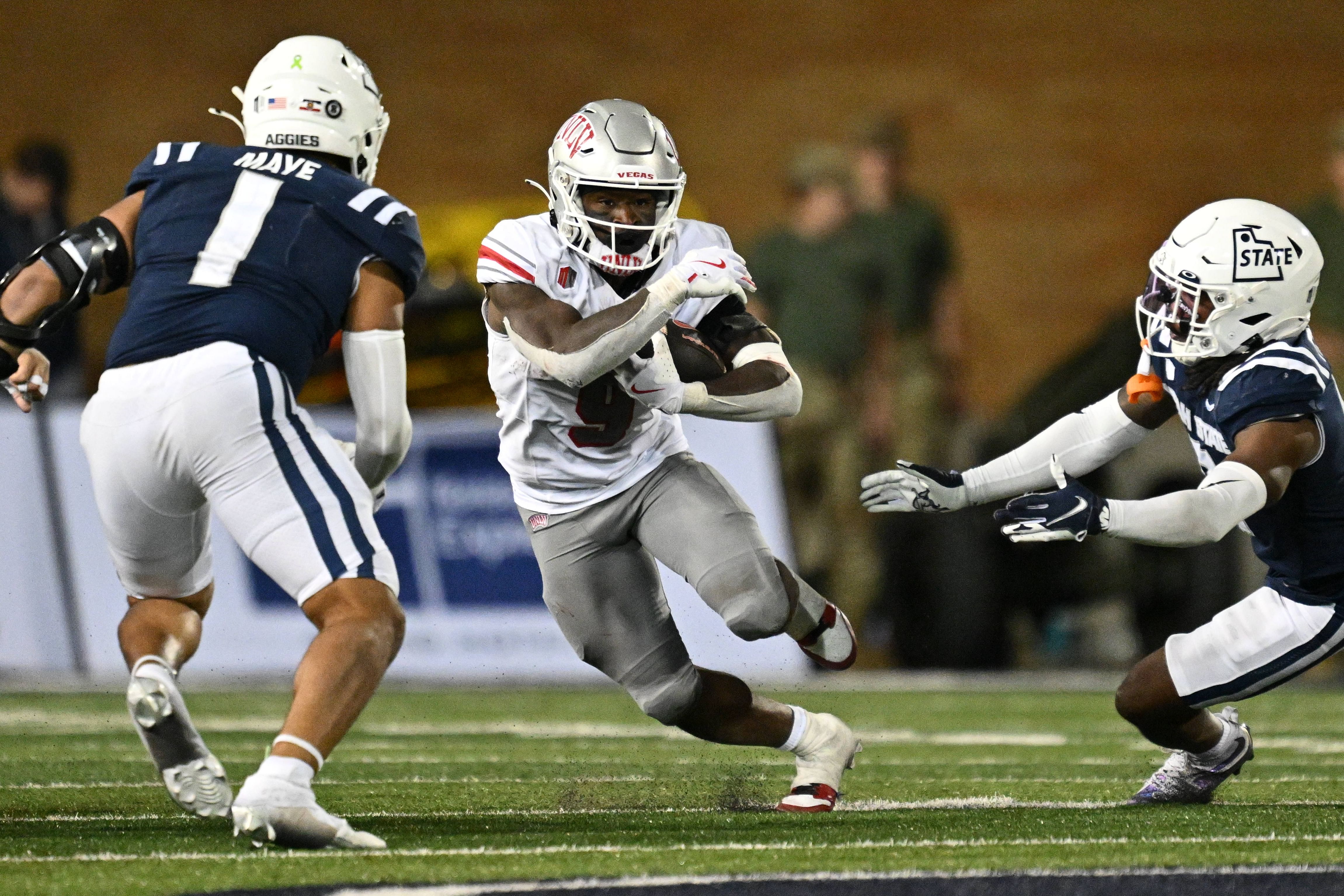 NCAA Football: UNLV at Utah State - Source: Imagn