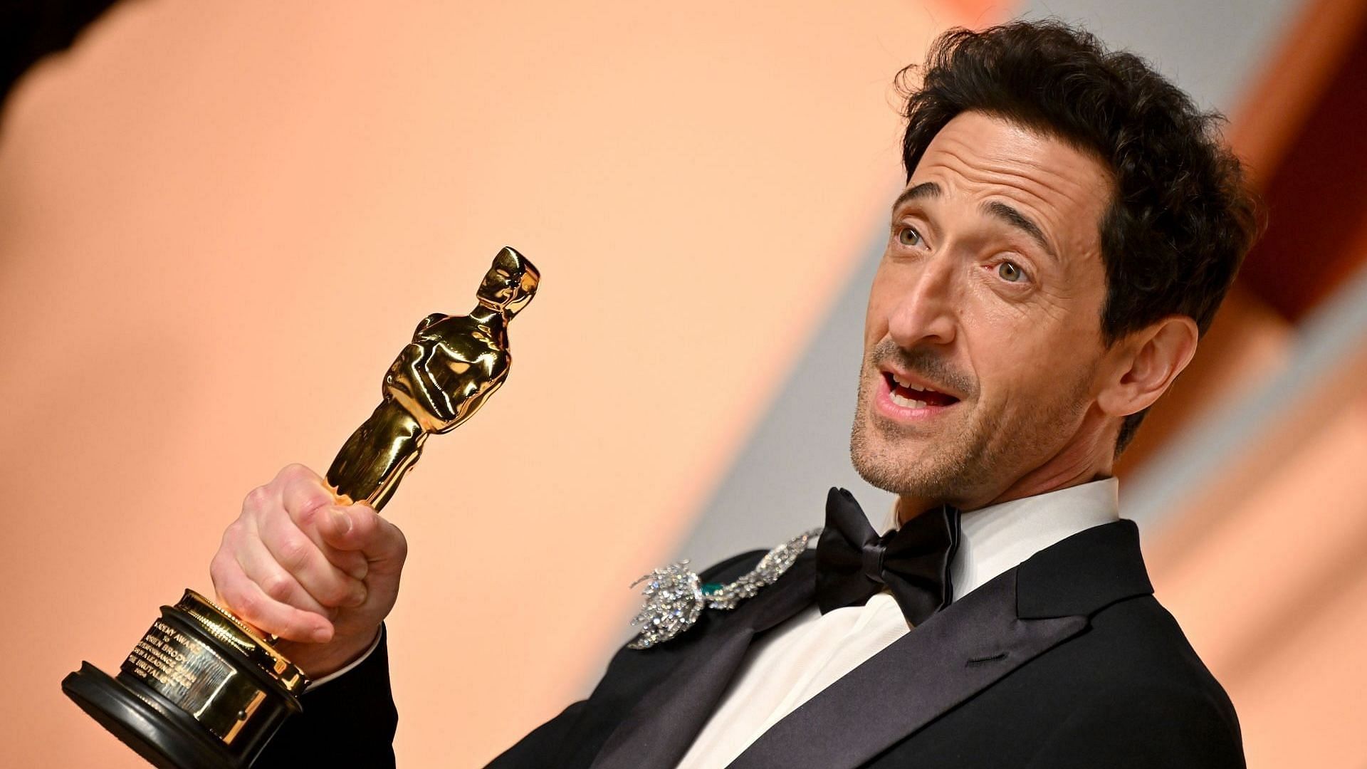 Adrien Brody attends the 2025 Vanity Fair Oscar Party Hosted By Radhika Jones at Wallis Annenberg Center for the Performing Arts on March 02, 2025, in Beverly Hills, California. (Image via Getty/Lionel Hahn)