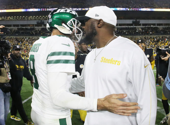 “Would be the wildest locker room of all time” - NFL fans react to Steelers’ potential interest in signing Aaron Rodgers