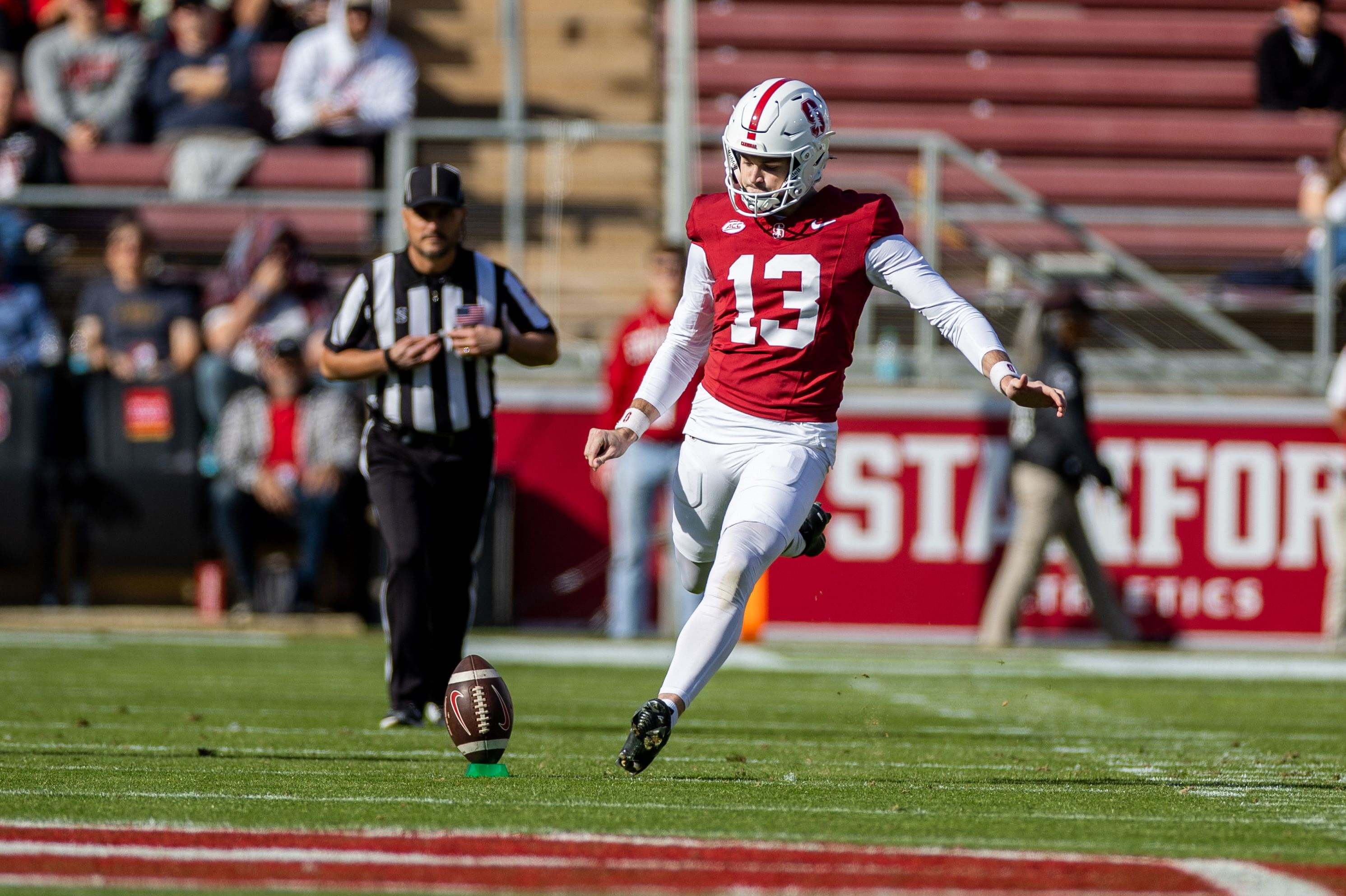 NCAA Football: Louisville at Stanford - Source: Imagn