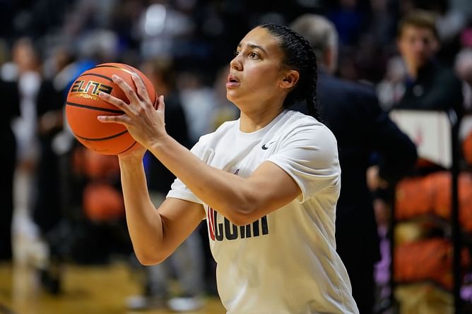 Azzi Fudd skips past question regarding UConn future; sets her focus on March Madness