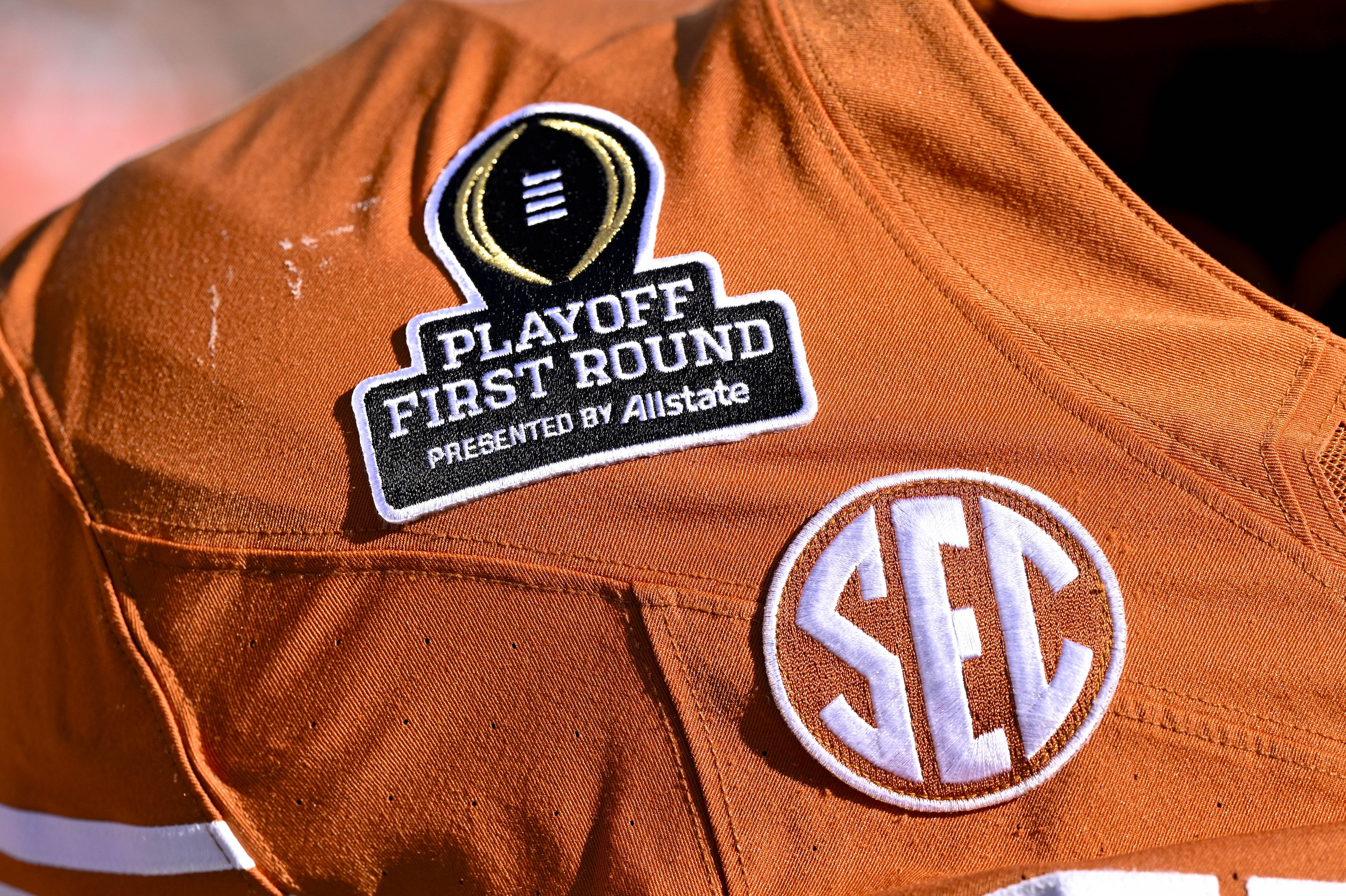 NCAA Football: CFP National Playoff First Round-Clemson at Texas - Source: Imagn