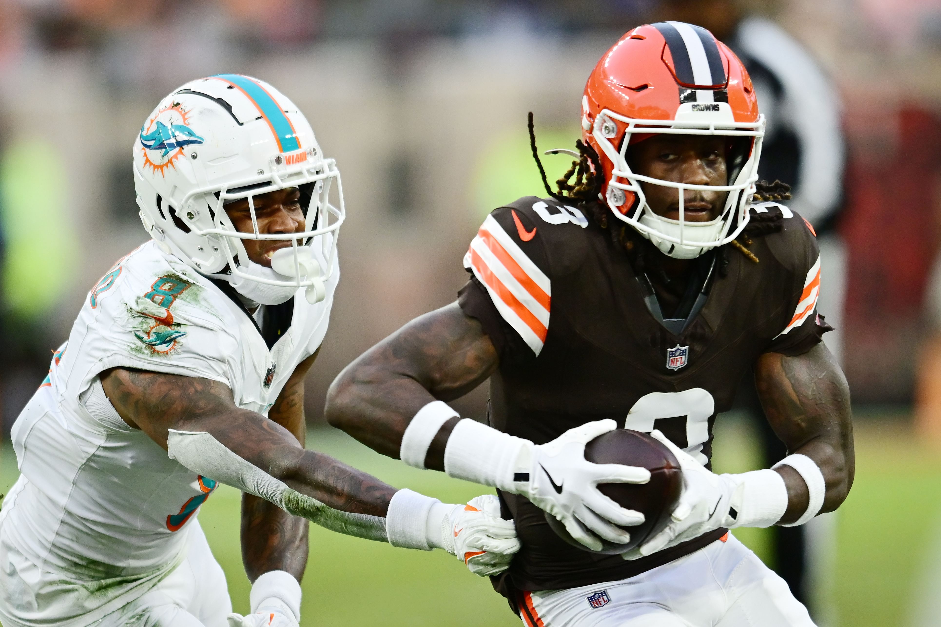 NFL: Miami Dolphins at Cleveland Browns - Source: Imagn