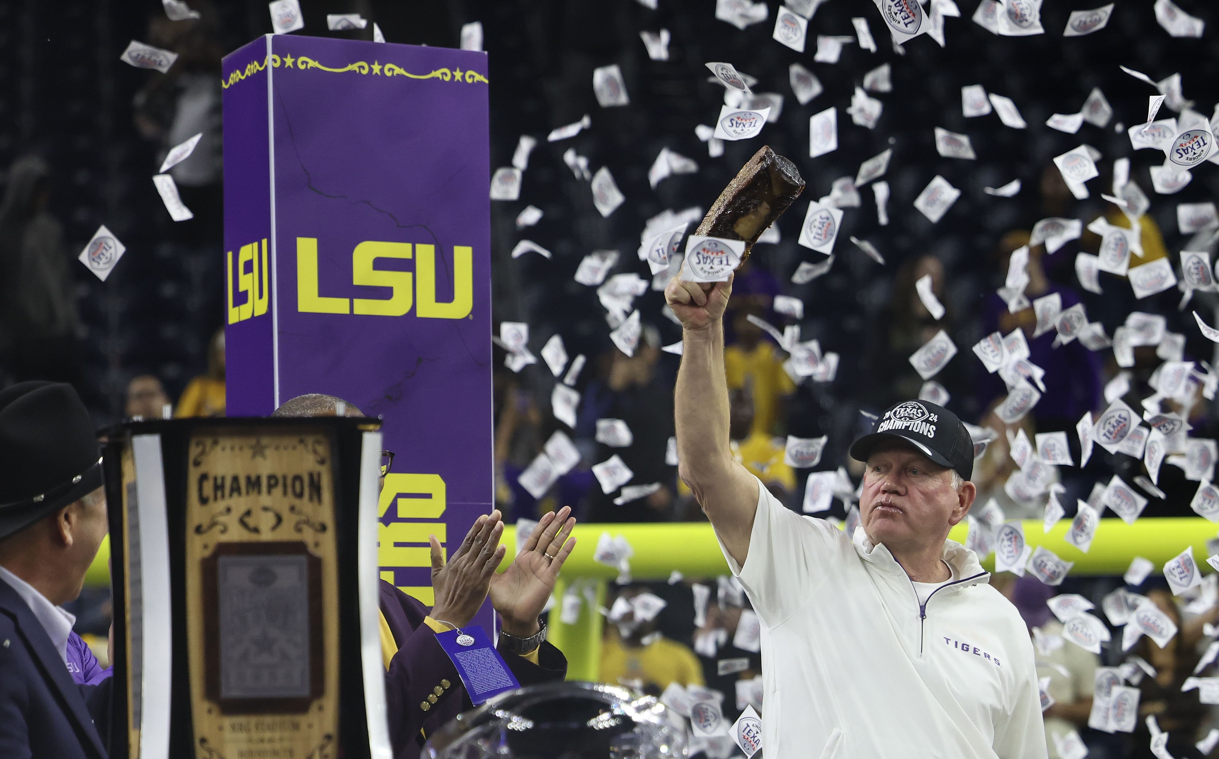 NCAA Football: Texas Bowl-Baylor at Louisiana State - Source: Imagn