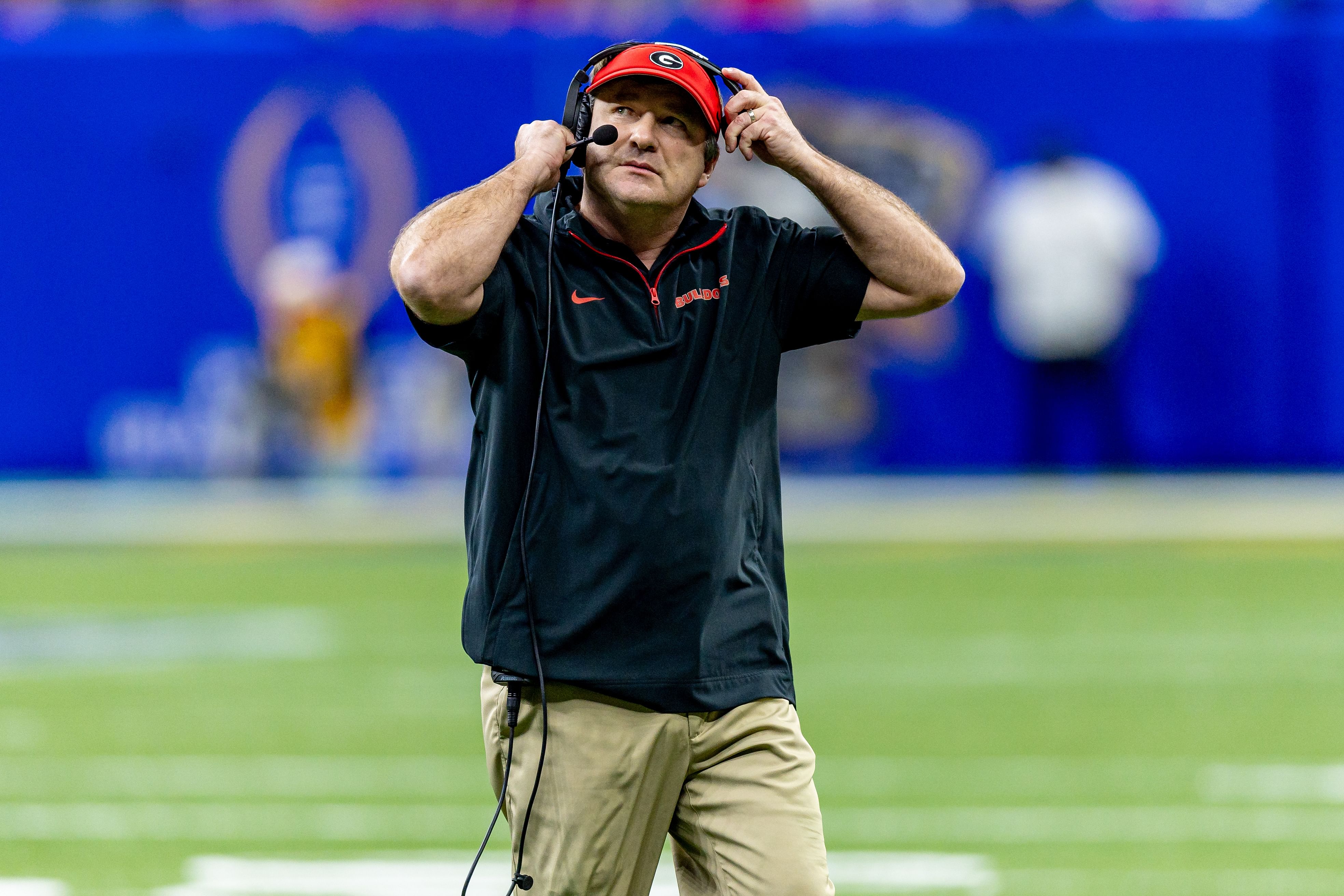 Kirby Smart looks on against the Notre Dame Fighting Irish - Source: Imagn