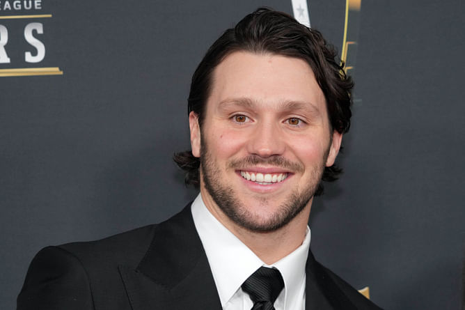 Josh Allen makes feelings known on potentially leaving Bills in future after $330,000,000 contract extension
