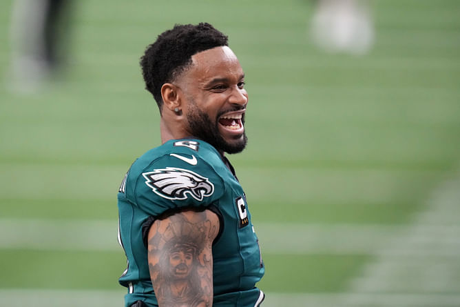 Darius Slay Jr.'s wife Jennifer sends "love" to Philly after CB joins Steelers on $10,000,000 deal