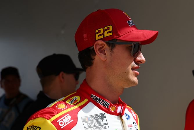 Joey Logano bluntly shuts down Larry McReynolds’ risky caution controversy fix: “It's easy to say when you're not sitting in the race car”