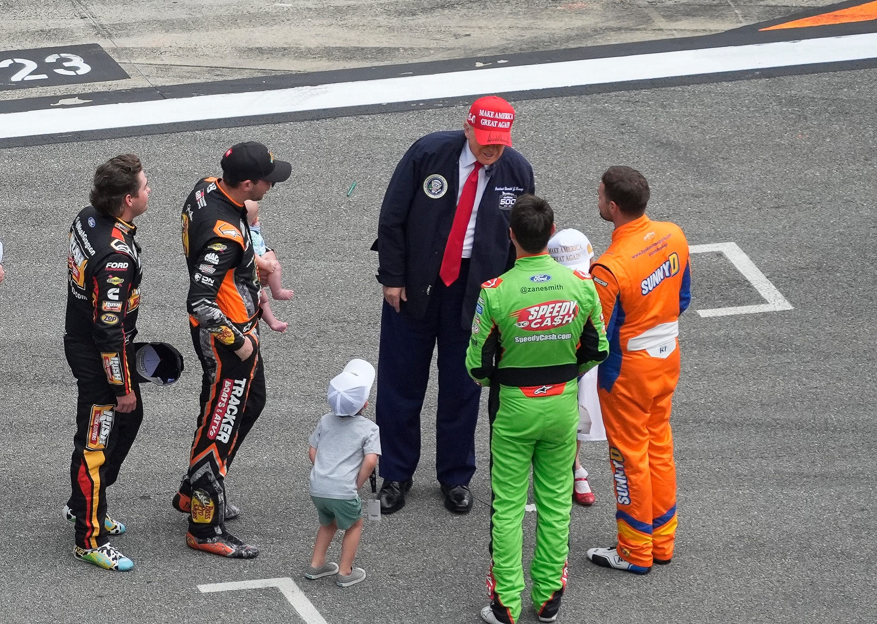 NASCAR Cup Series drivers with US President Donald Trump before the 2025 Daytona 500 - Source: Imagn