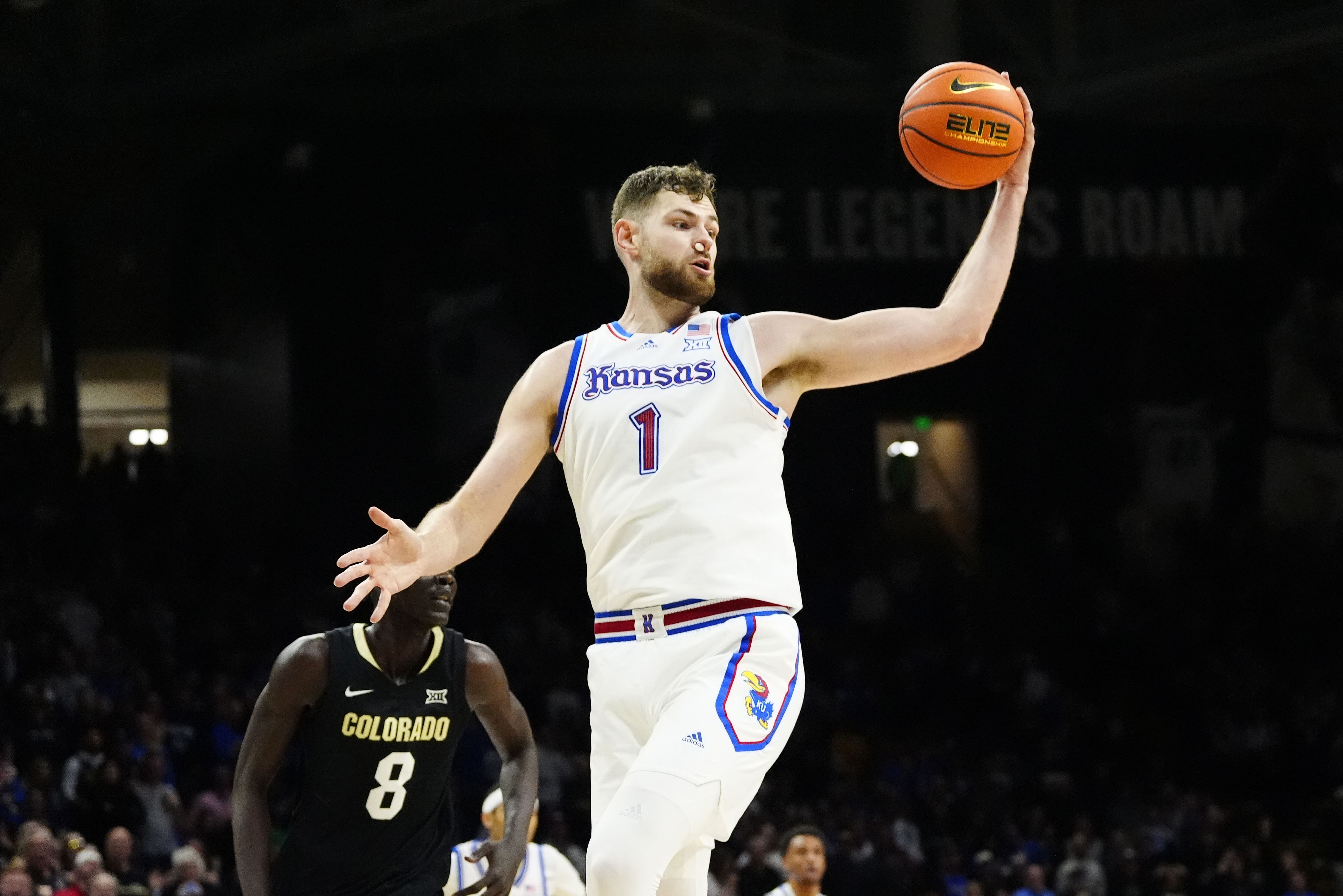 Hunter Dickinson - NCAA Basketball: Kansas at Colorado - Source: Imagn