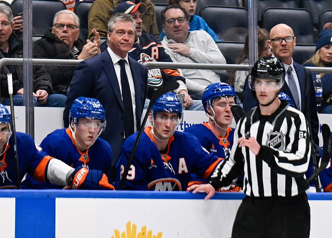 HC Patrick Roy makes his thoughts extremely clear on Islanders' playoff chances following back-to-back losses