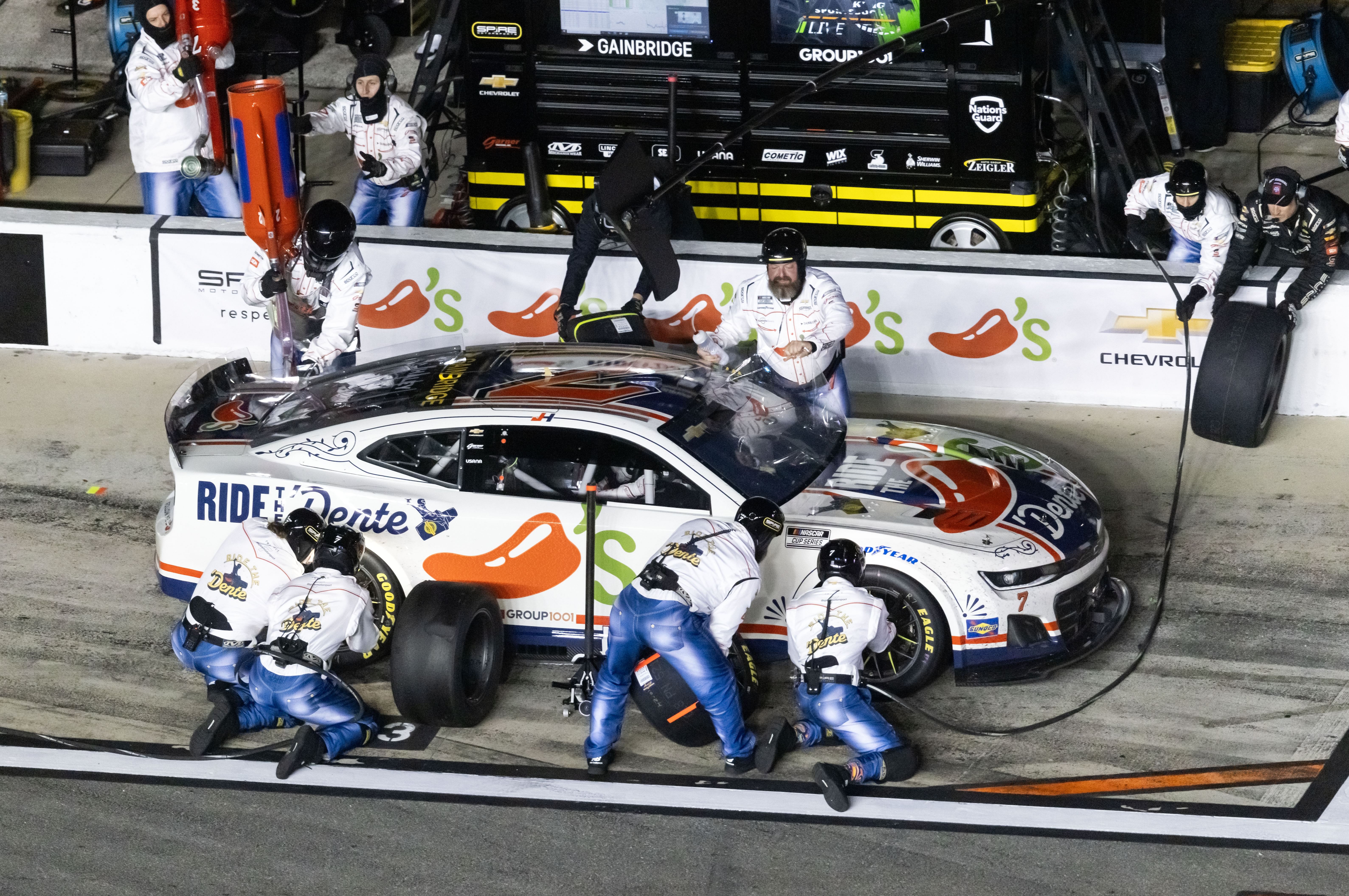 Justin Haley in the pit box during the 2025 Daytona - Source: Imagn