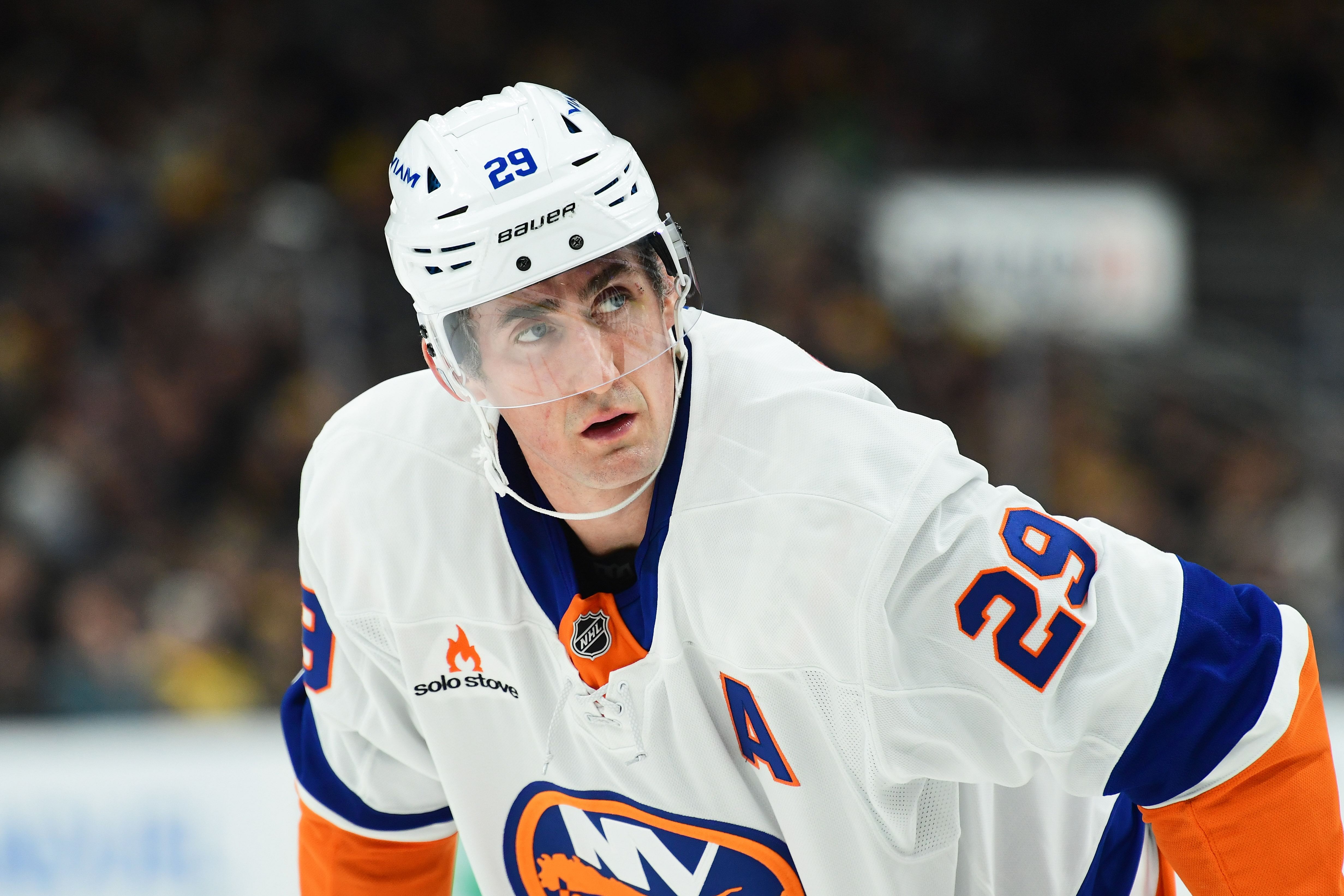 NHL: New York Islanders at Boston Bruins - Source: Imagn