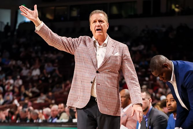 "It was a dud": John Calipari keeps an optimistic mindset while asking Arkansas hoopers to "burn the tape" after South Carolina loss
