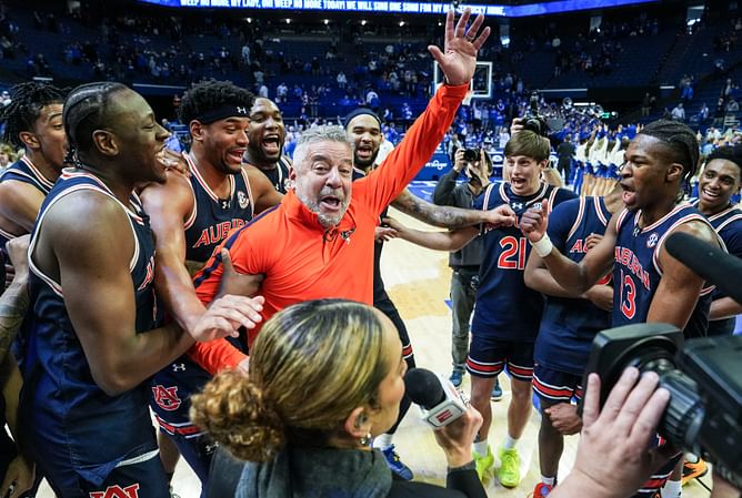 WATCH: Bruce Pearl leads hyped celebrations mid-interview as Auburn commandingly beats Kentucky