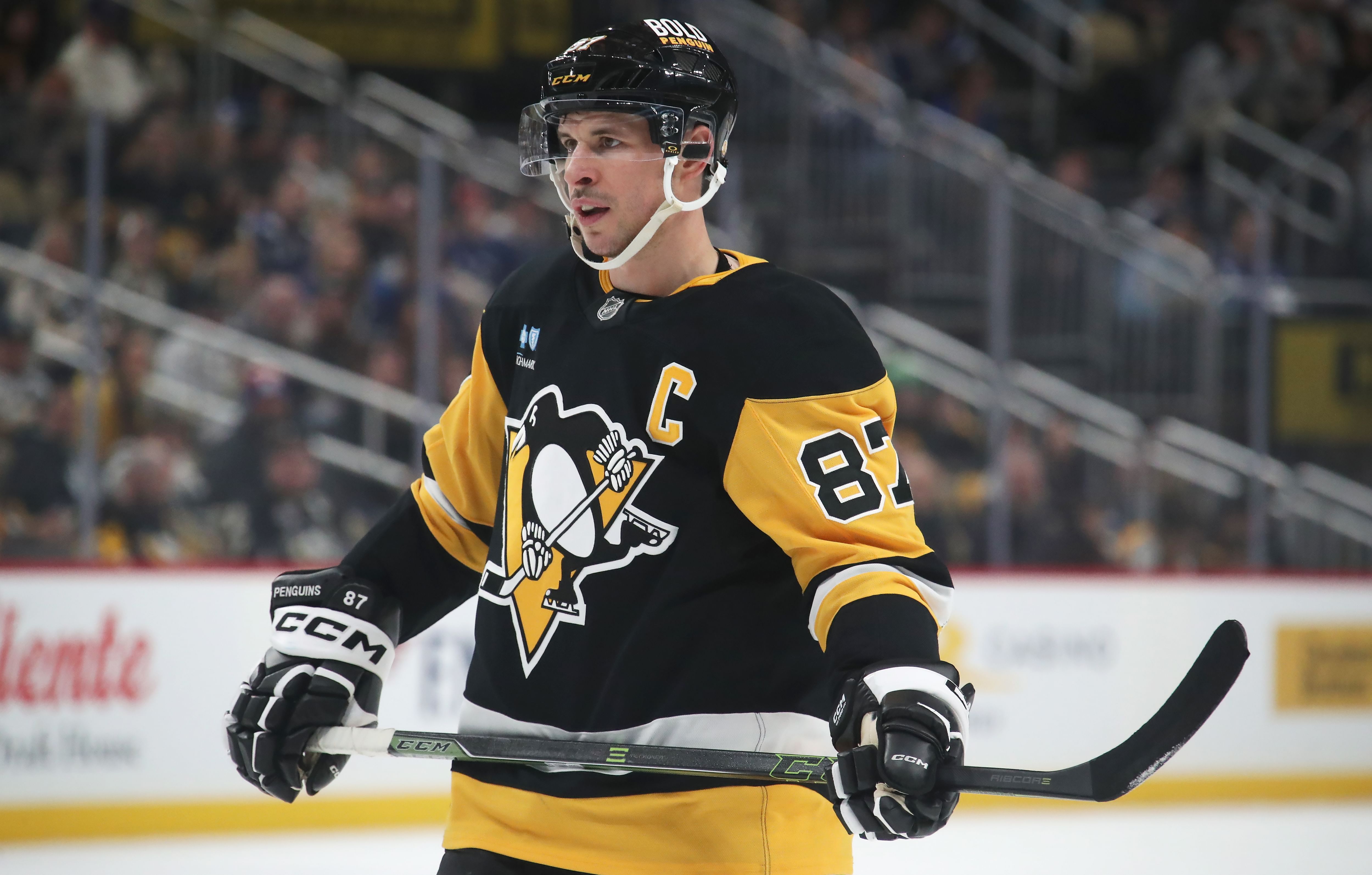 Sidney Crosby is nearing an NHL record (Imagn)