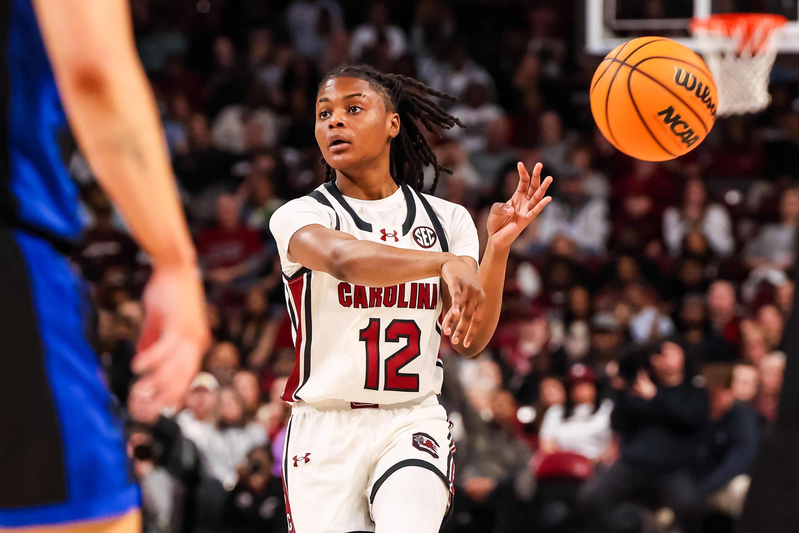 South Carolina Gamecocks guard MiLaysia Fulwiley (12) makes a no-look pass against the Kentucky Wildcats in the first half of their NCAA basketball game at Colonial Life Arena. Photo: Imagn