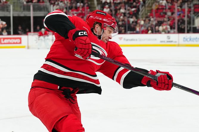 NHL Trade Rumors: Carolina Hurricanes seek $2,775,000 Maple Leafs forward as part of Mikko Rantanen deal