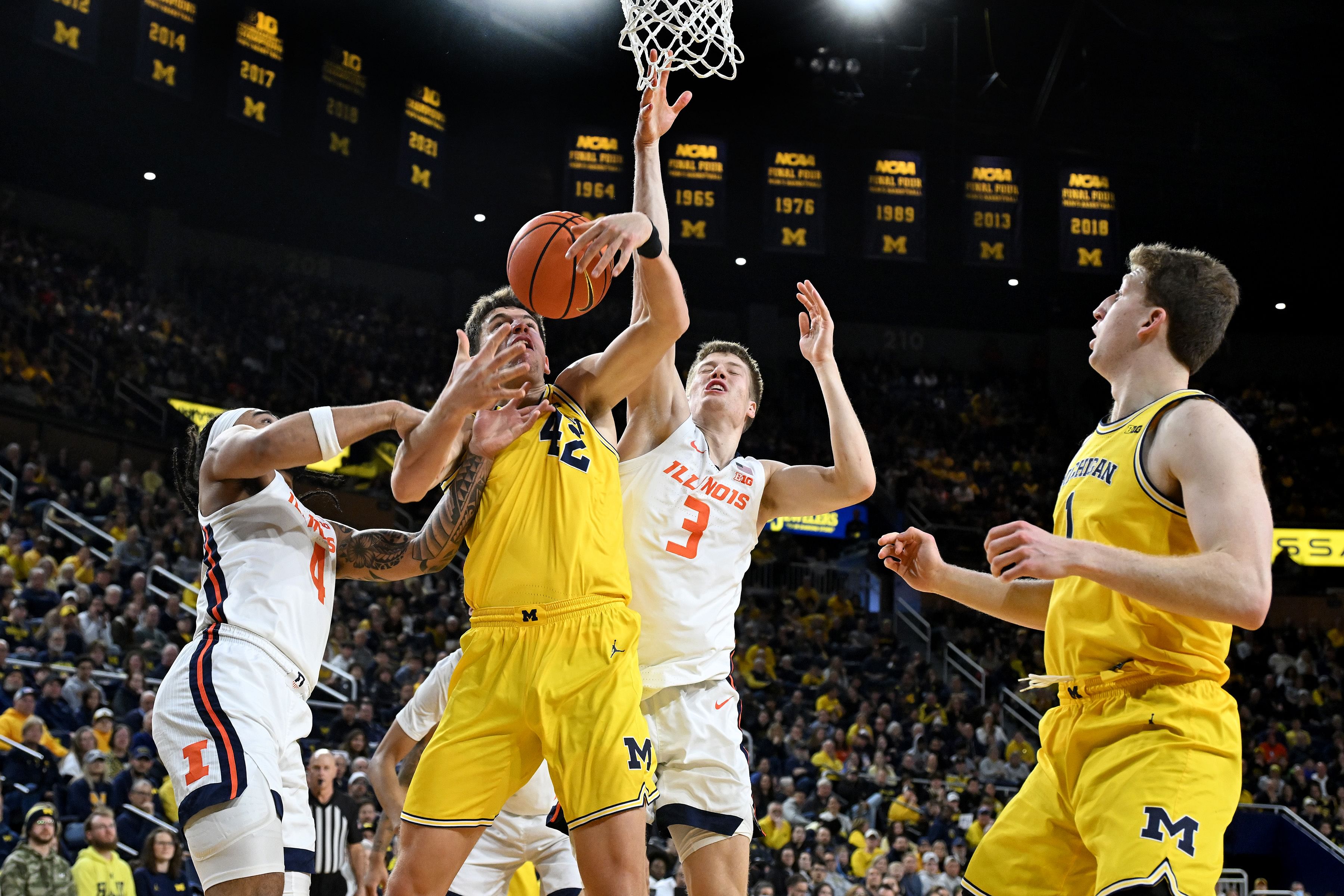 NCAA Basketball: Illinois at Michigan - Source: Imagn