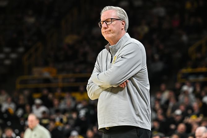 “Gonna miss Fran”, “Legendary crybaby”: College hoops fans divided as Iowa reportedly set to fire head coach Fran McCaffery