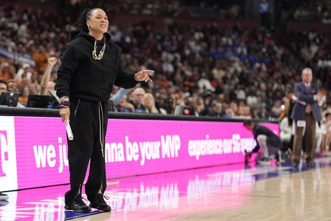 Dawn Staley outfit today: South Carolina HC rocks Gucci hoodie in clash against Texas Longhorns