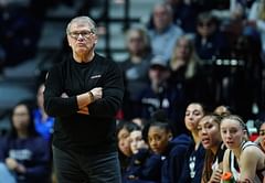 40 years+ in college coaching, Geno Auriemma no longer surprised by March Madness seeding: "You kinda put two and two together"