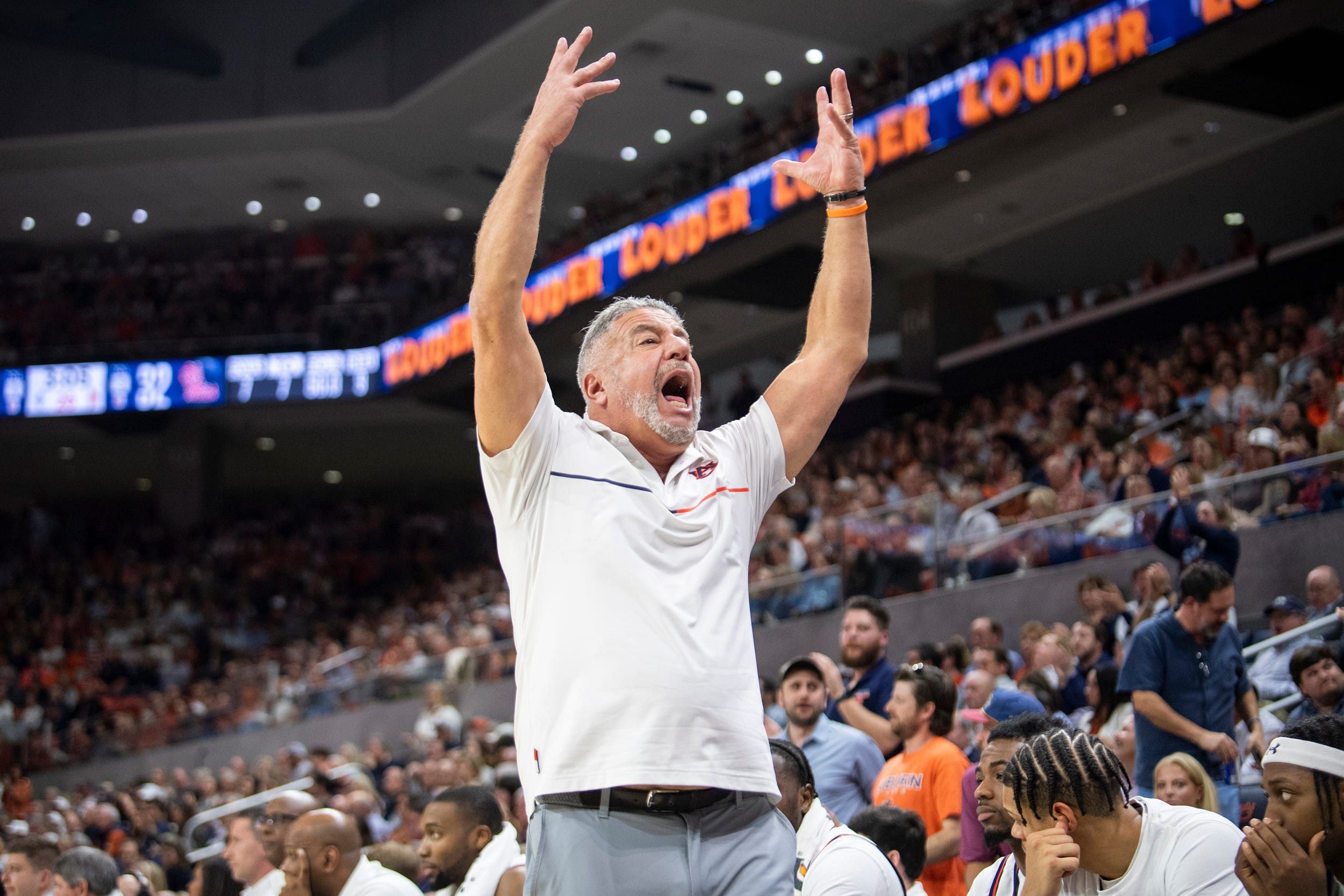 Auburn HC Bruce Pearl - Source: Imagn