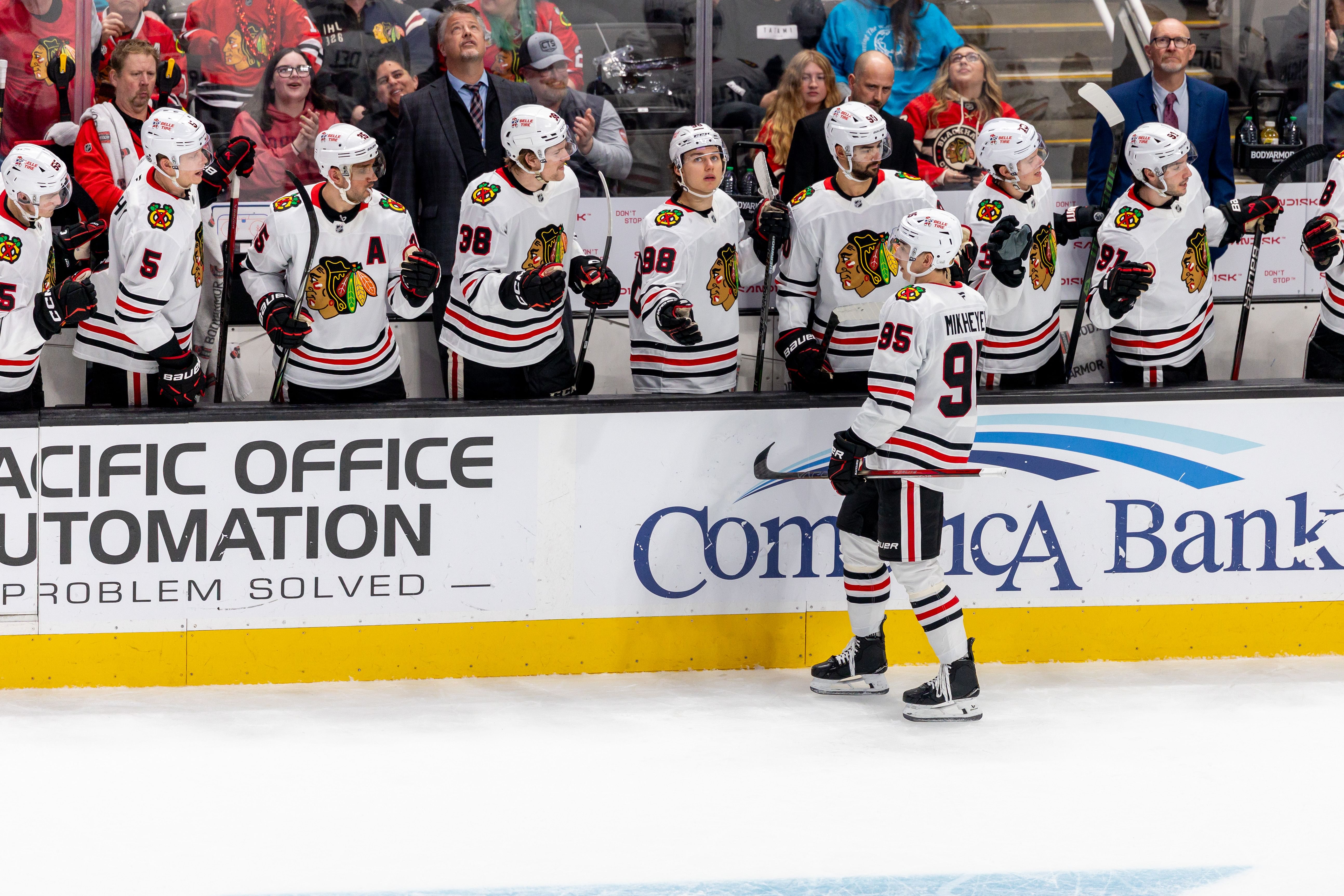 NHL: Chicago Blackhawks at San Jose Sharks - Source: Imagn