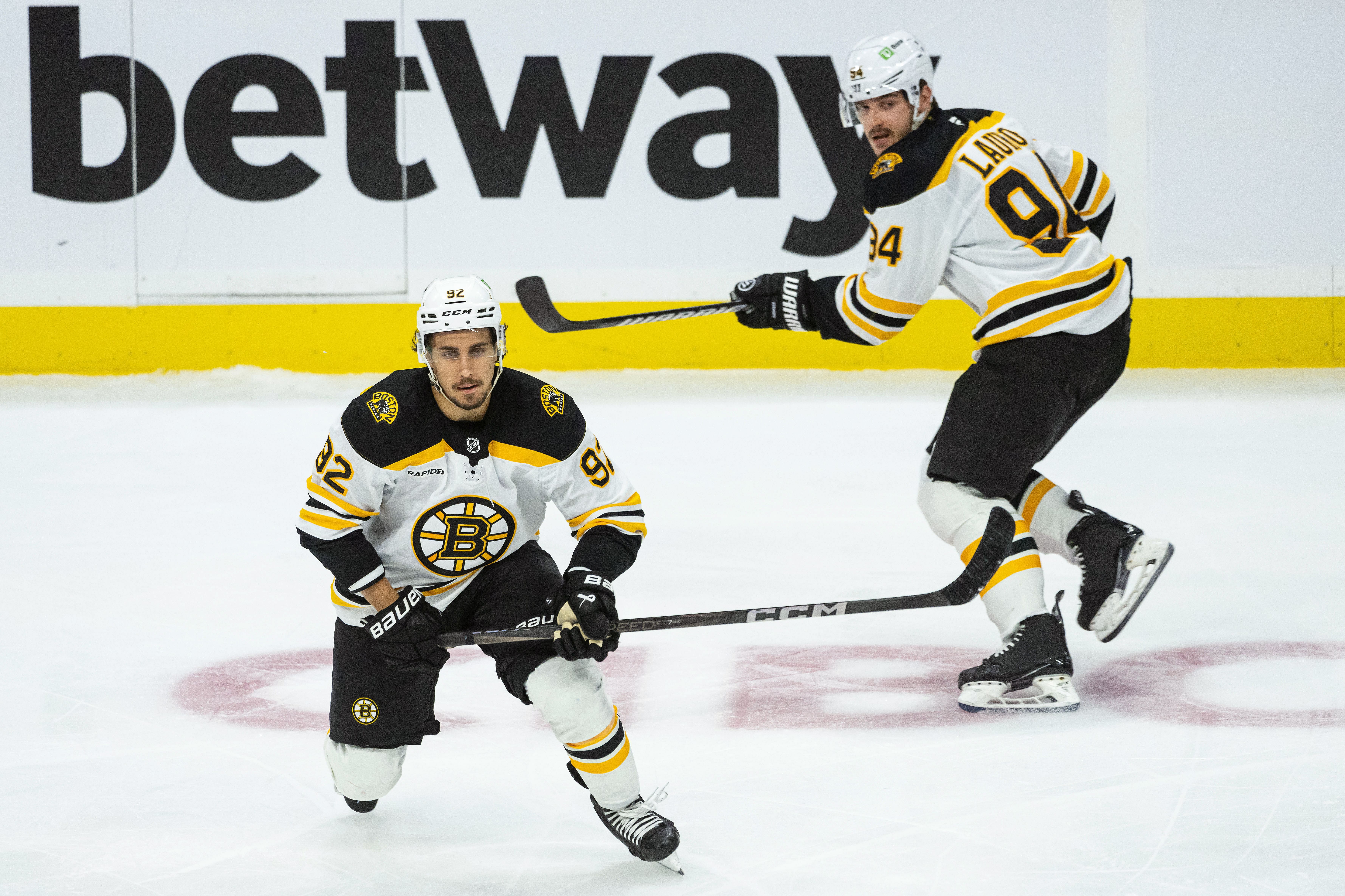 The Bruins are home underdogs tonight (Imagn)