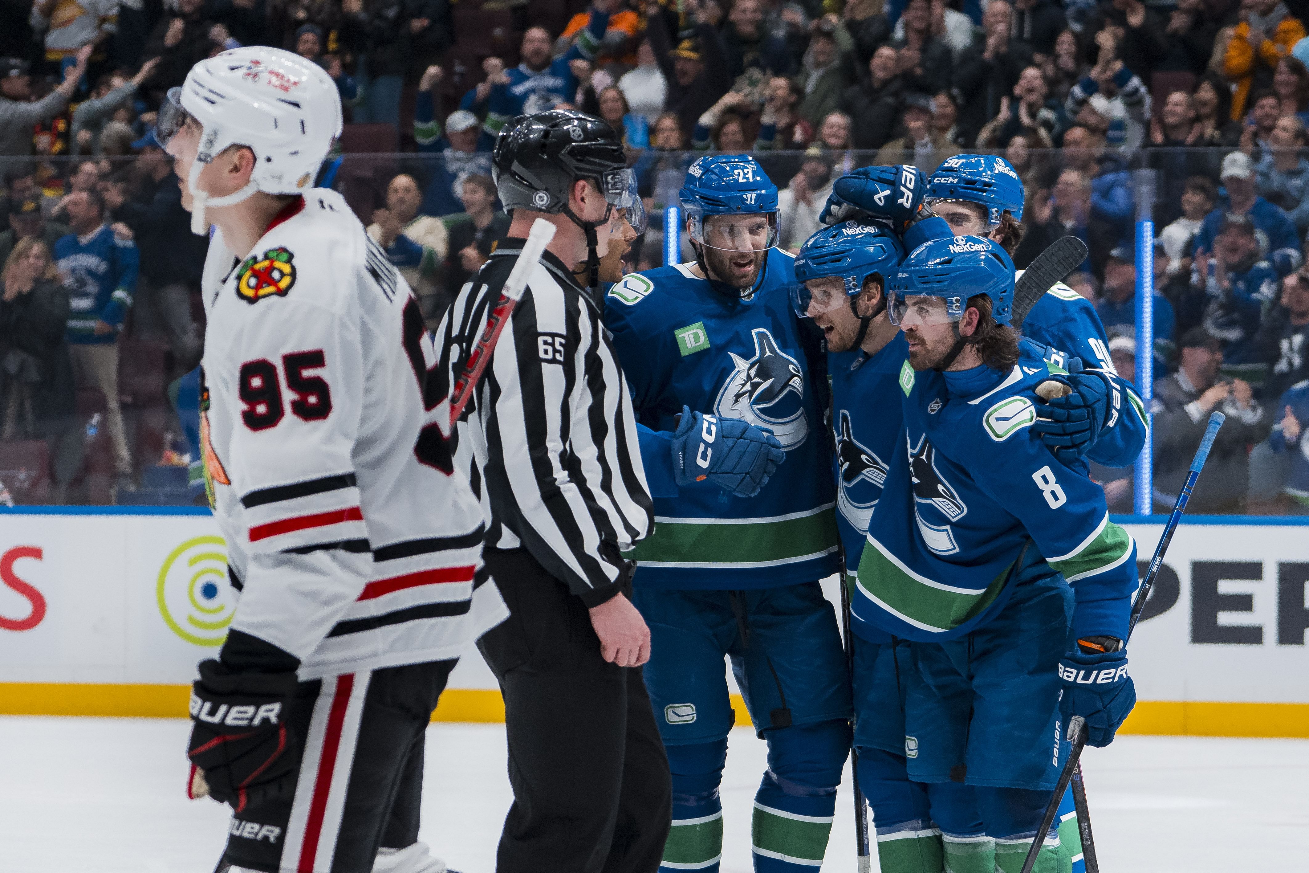 NHL: Chicago Blackhawks at Vancouver Canucks - Source: Imagn