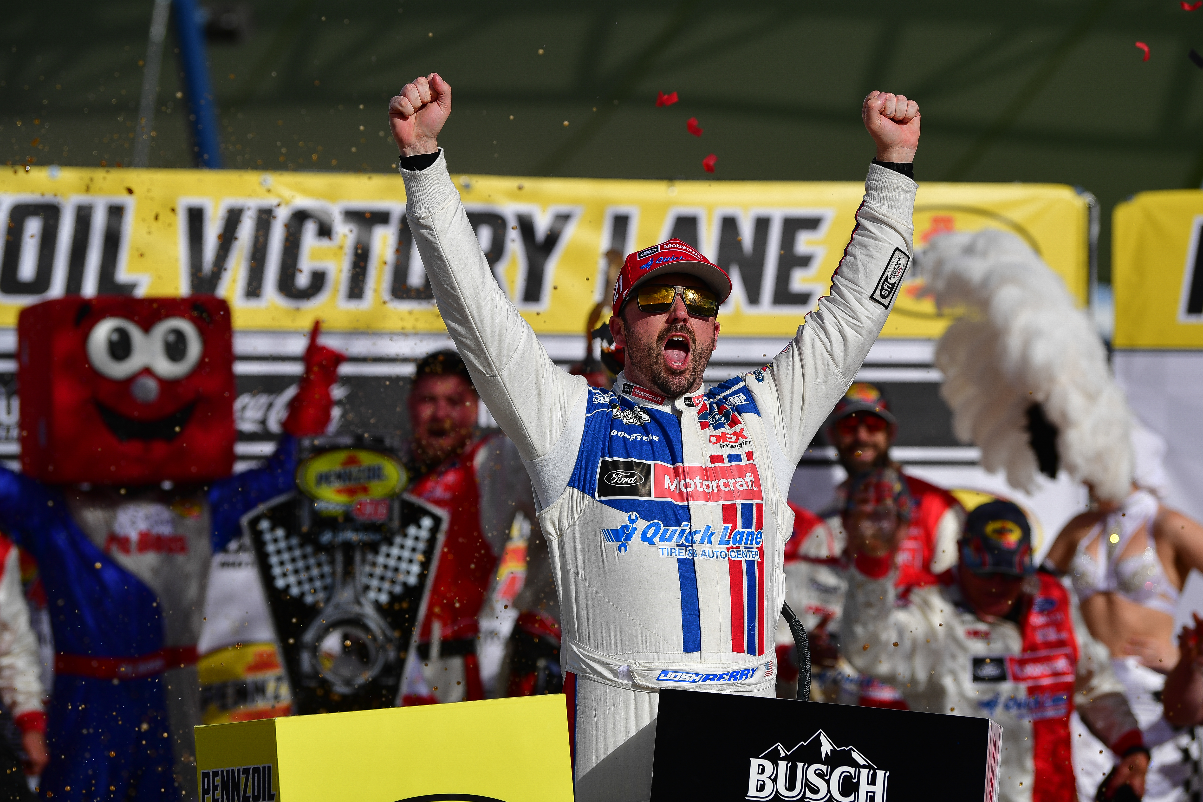 Josh Berry soaks in first career NASCAR Cup win for Wood Brothers after intense Las Vegas battle