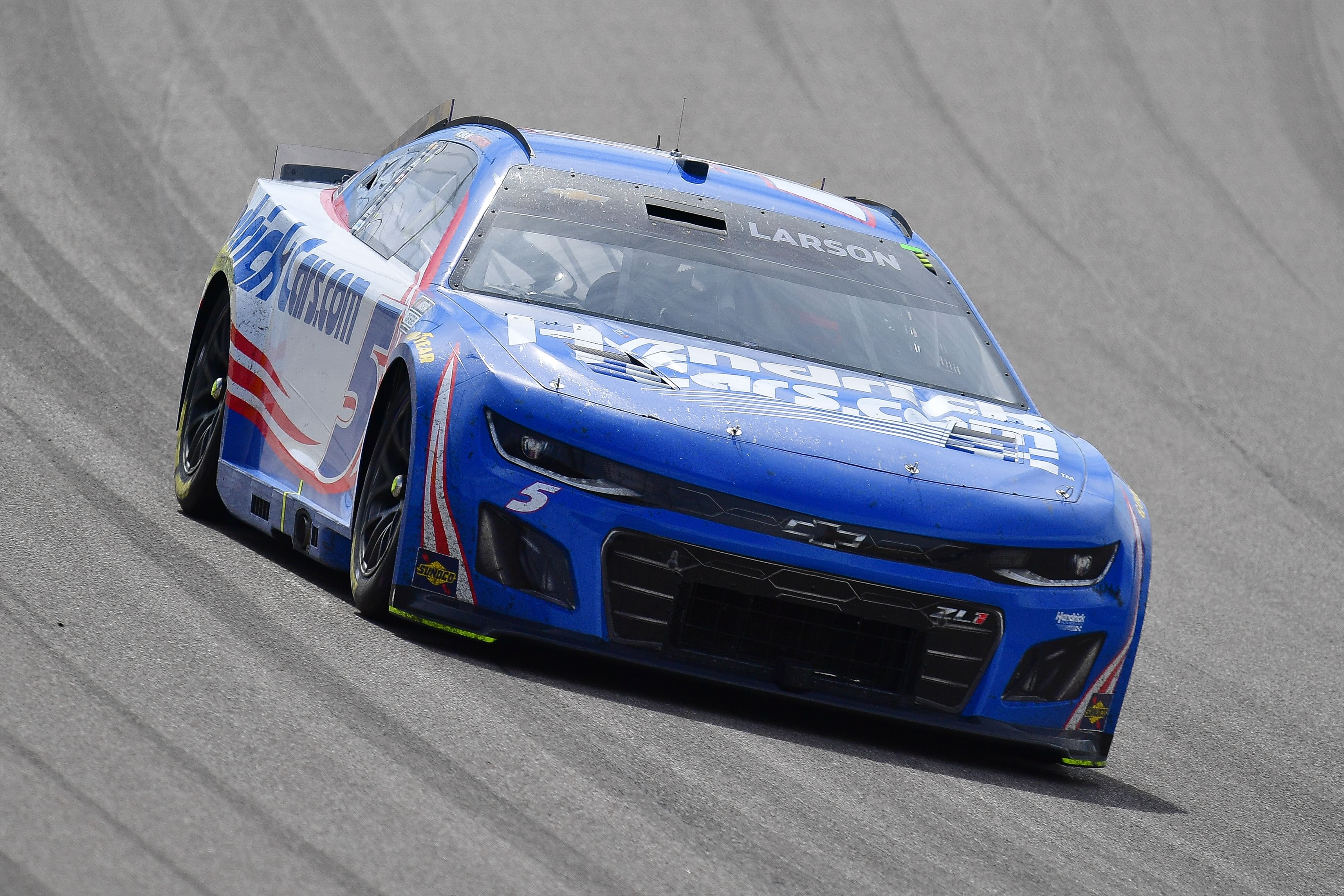 Kyle Larson driving the No. 5 Chevrolet Camaro at Las Vegas Motor Speedway - Source: Imagn