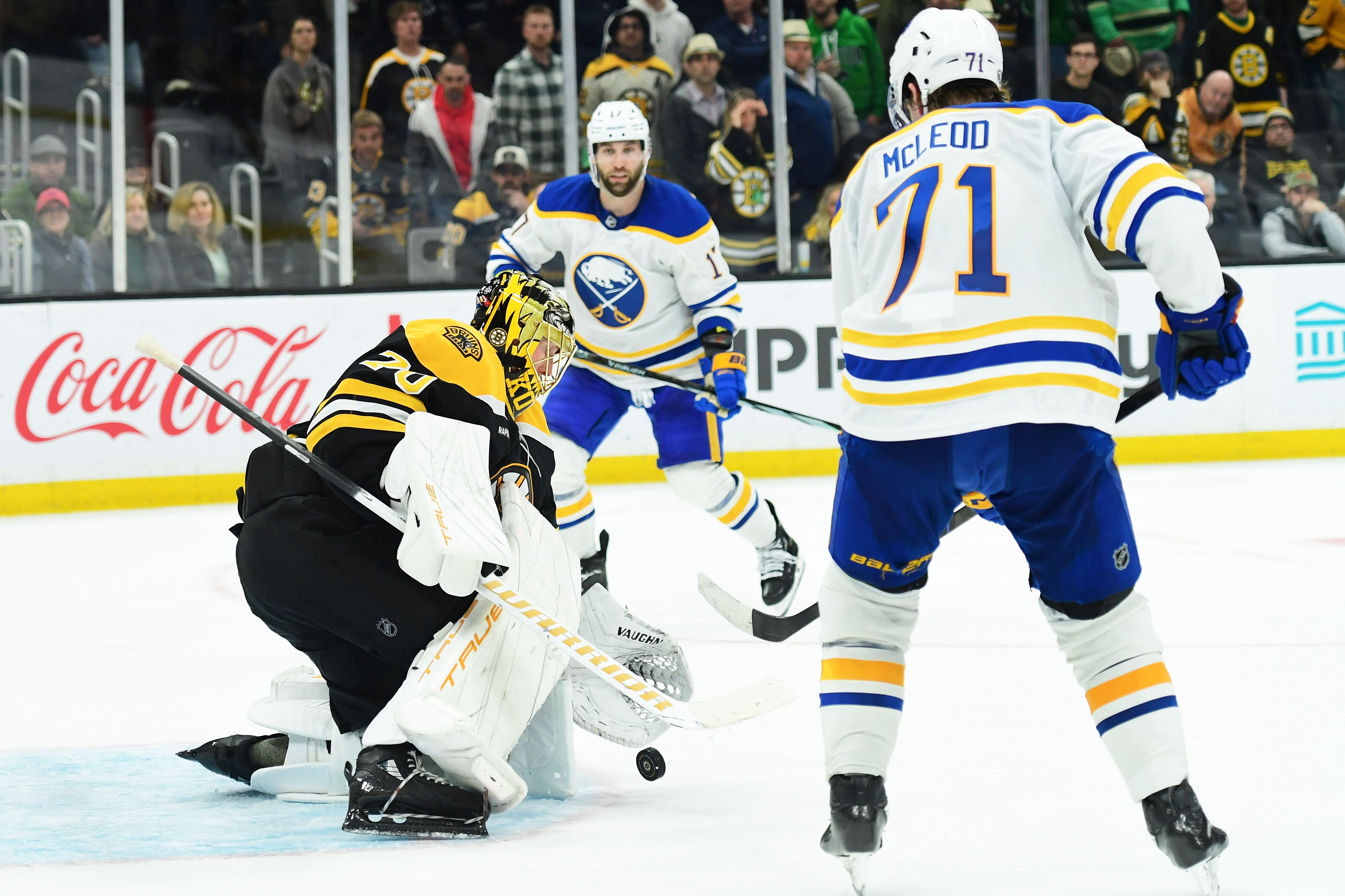 NHL: Buffalo Sabres at Boston Bruins - Source: Imagn