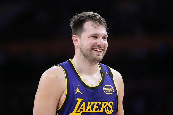 "His defense is really impressive": Lakers legend James Worthy showers Luka Doncic with glowing praise as he outlasts Spurs’ defensive blitz