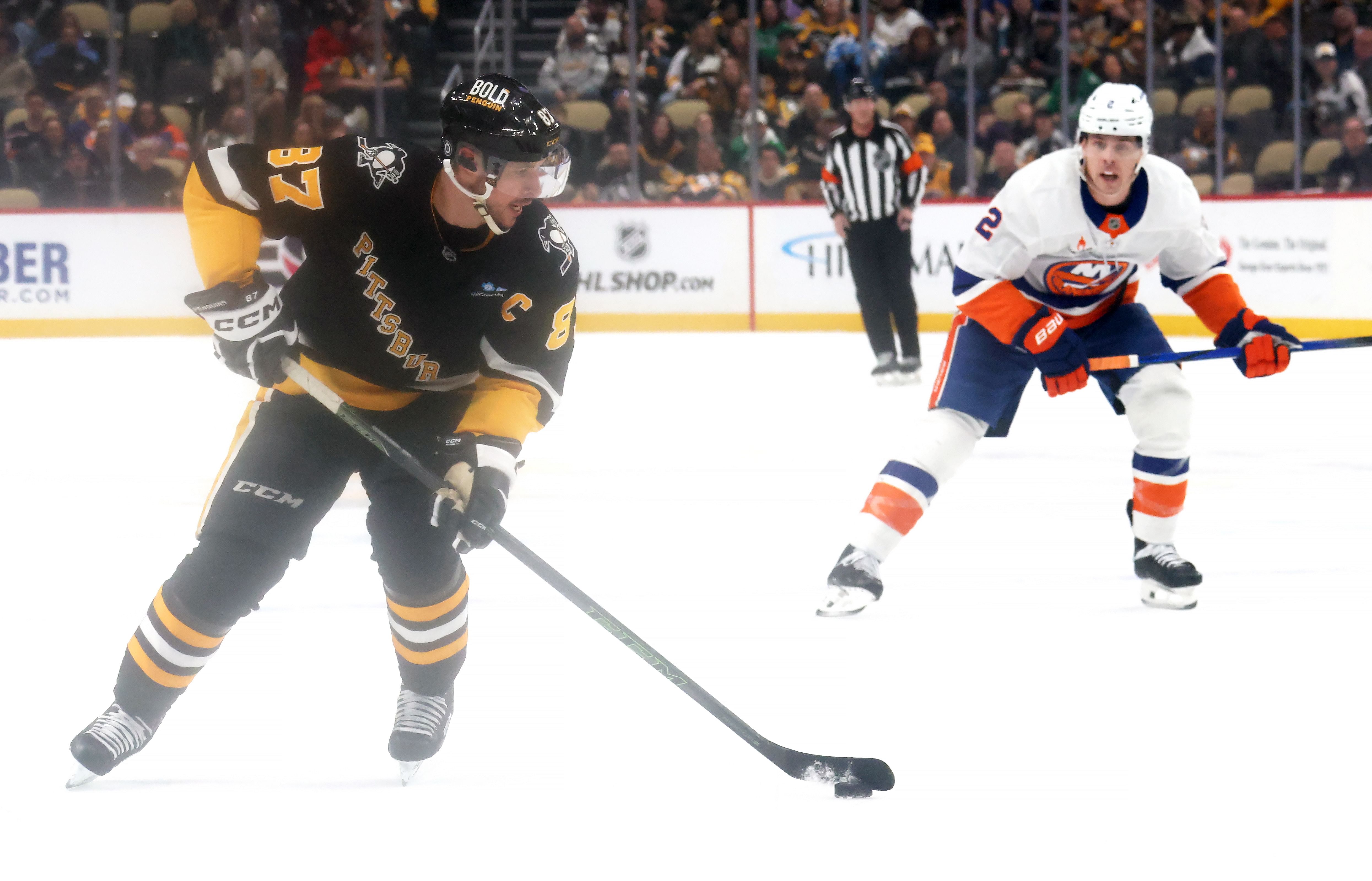 NHL: New York Islanders at Pittsburgh Penguins - Source: Imagn