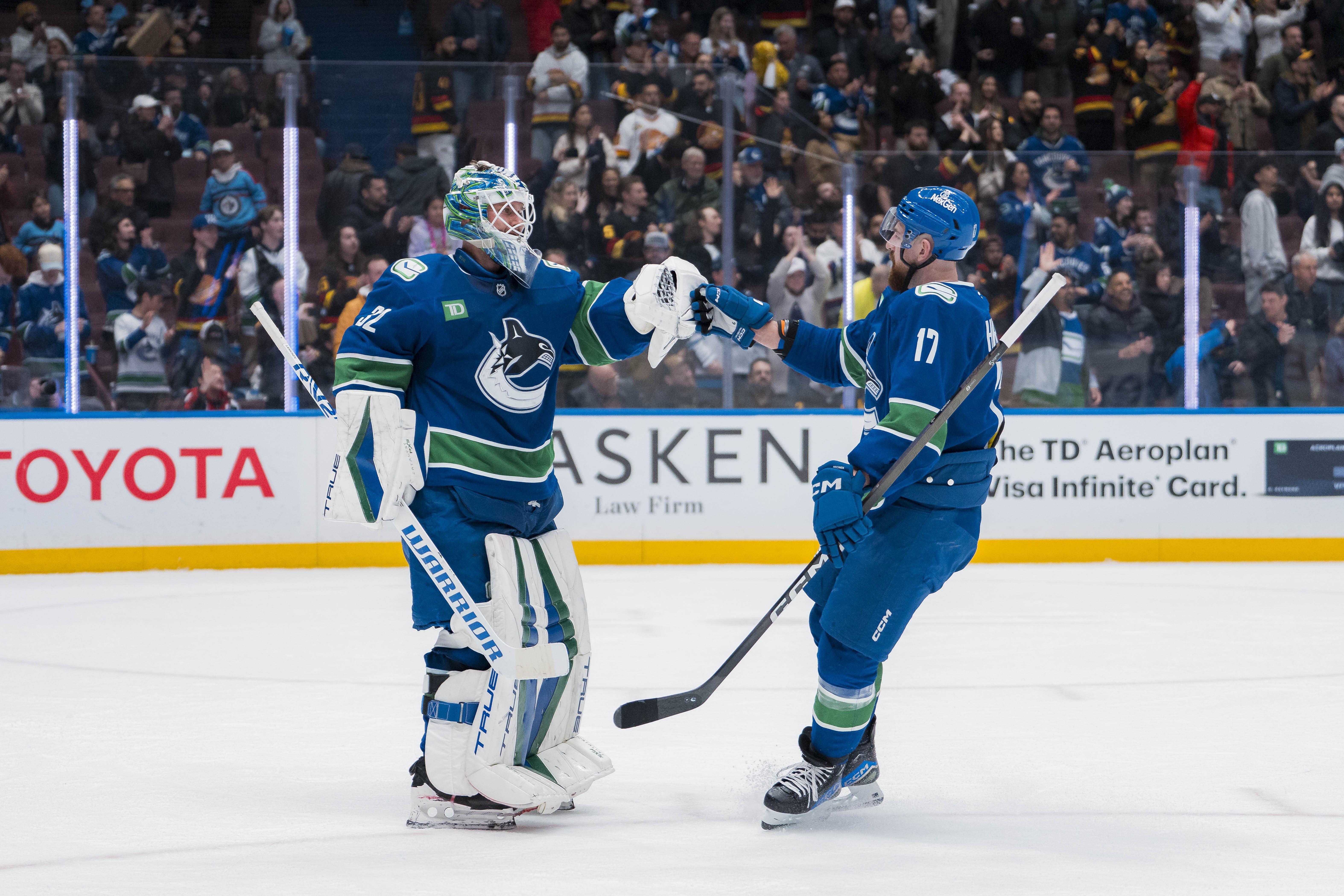 NHL: Winnipeg Jets at Vancouver Canucks - Source: Imagn