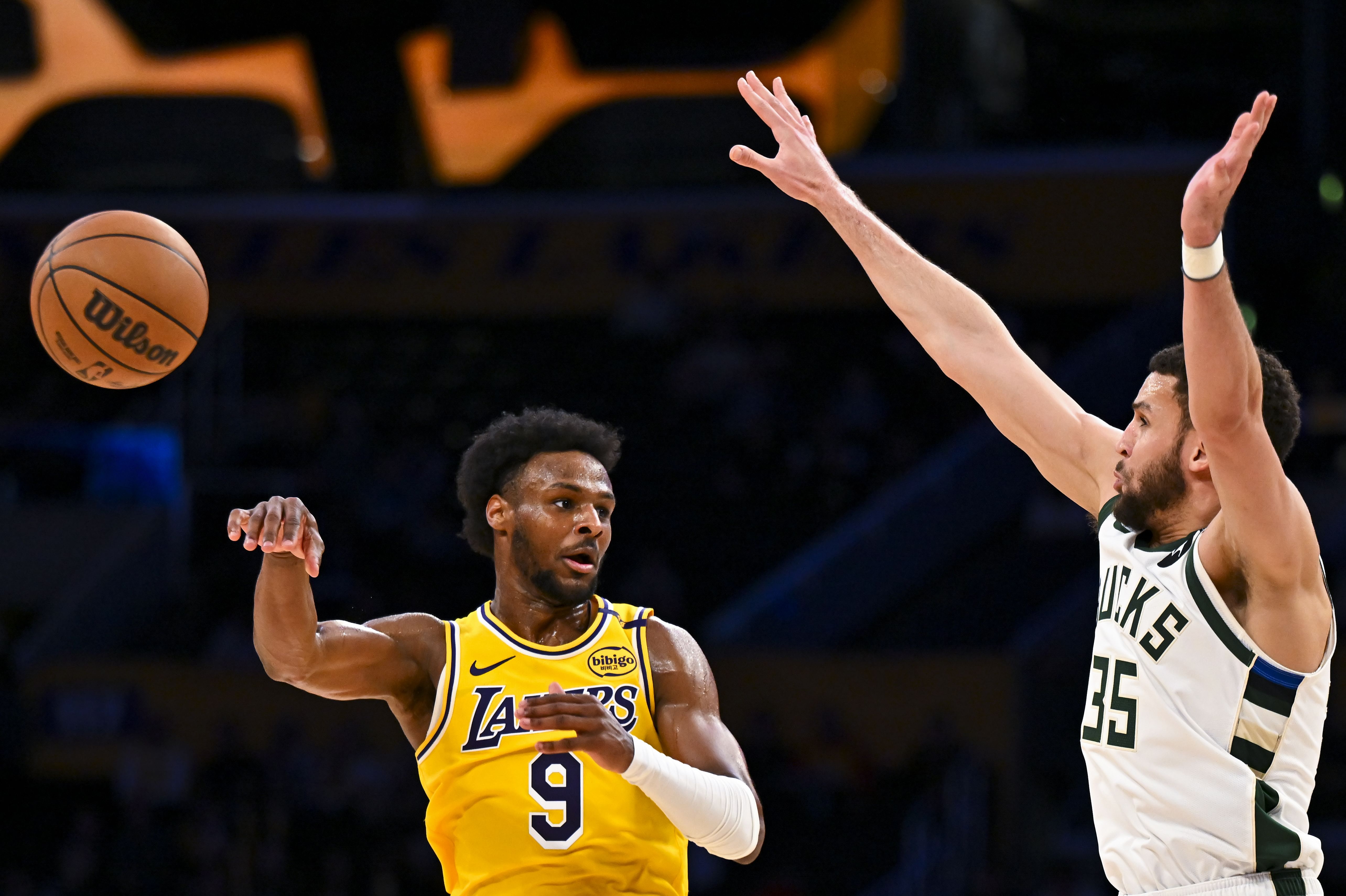 NBA: Milwaukee Bucks at Los Angeles Lakers - Source: Imagn