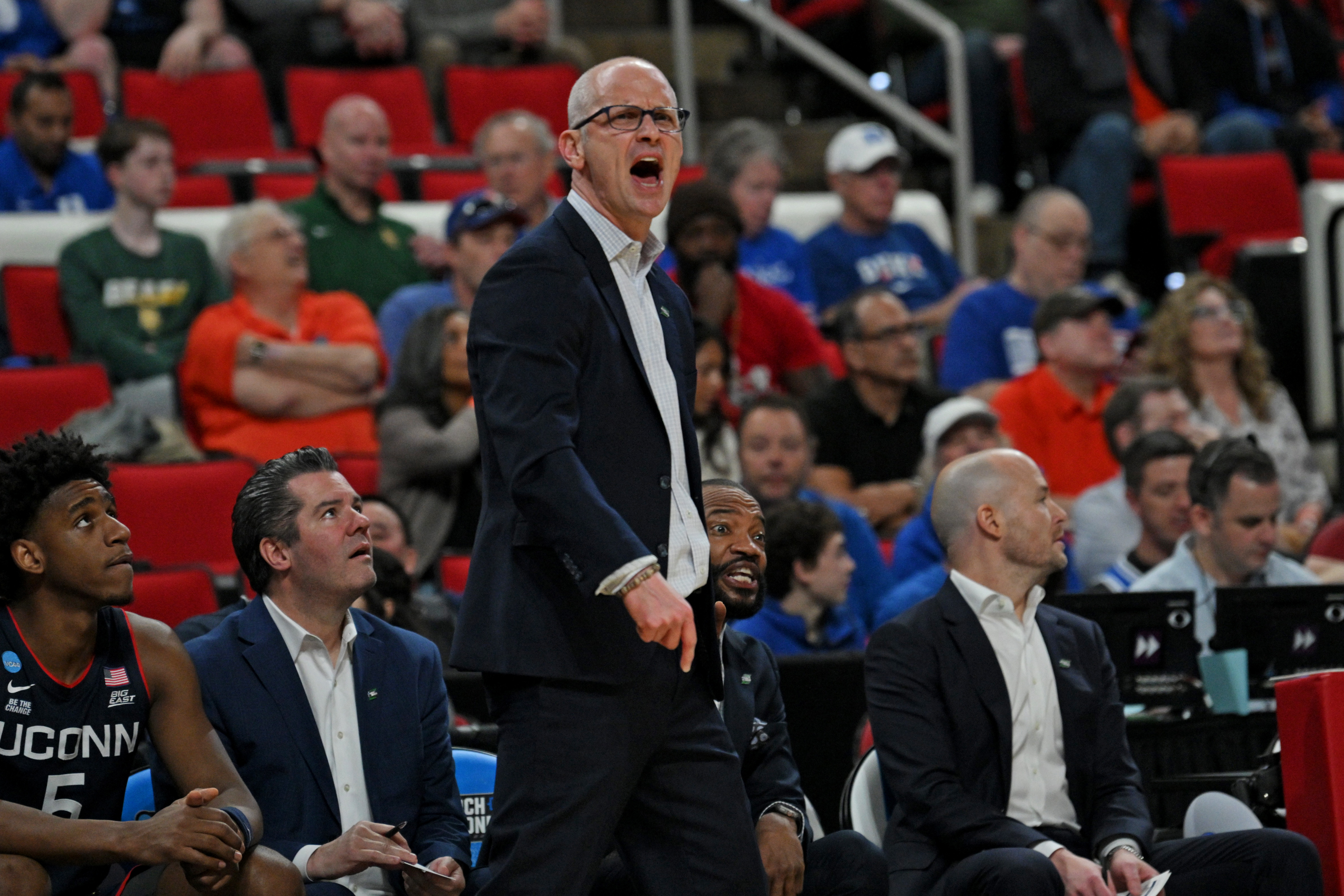 Viral X post claiming Police investigation into Dan Hurley's UConn sends hoops fans into a frenzy: "Fire the coach. It's called accountability"
