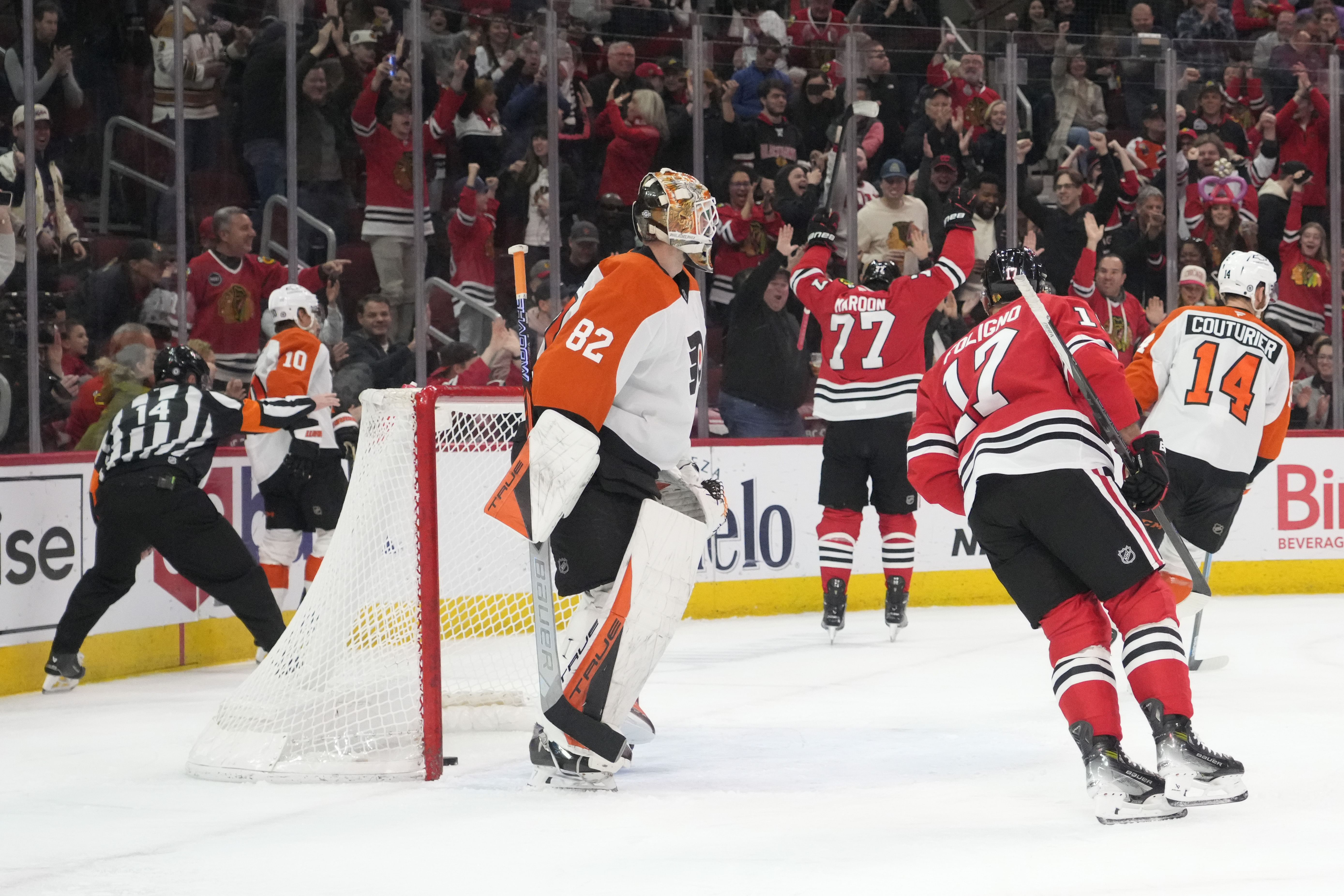 NHL: Philadelphia Flyers at Chicago Blackhawks - Source: Imagn