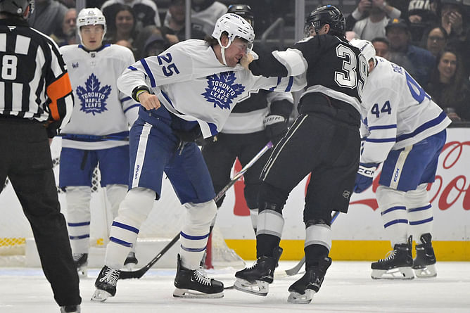 Watch: Leafs' Brandon Carlo and Kings' Jeff Mallot trade blows in spirited tilt; share a laugh later in penalty box