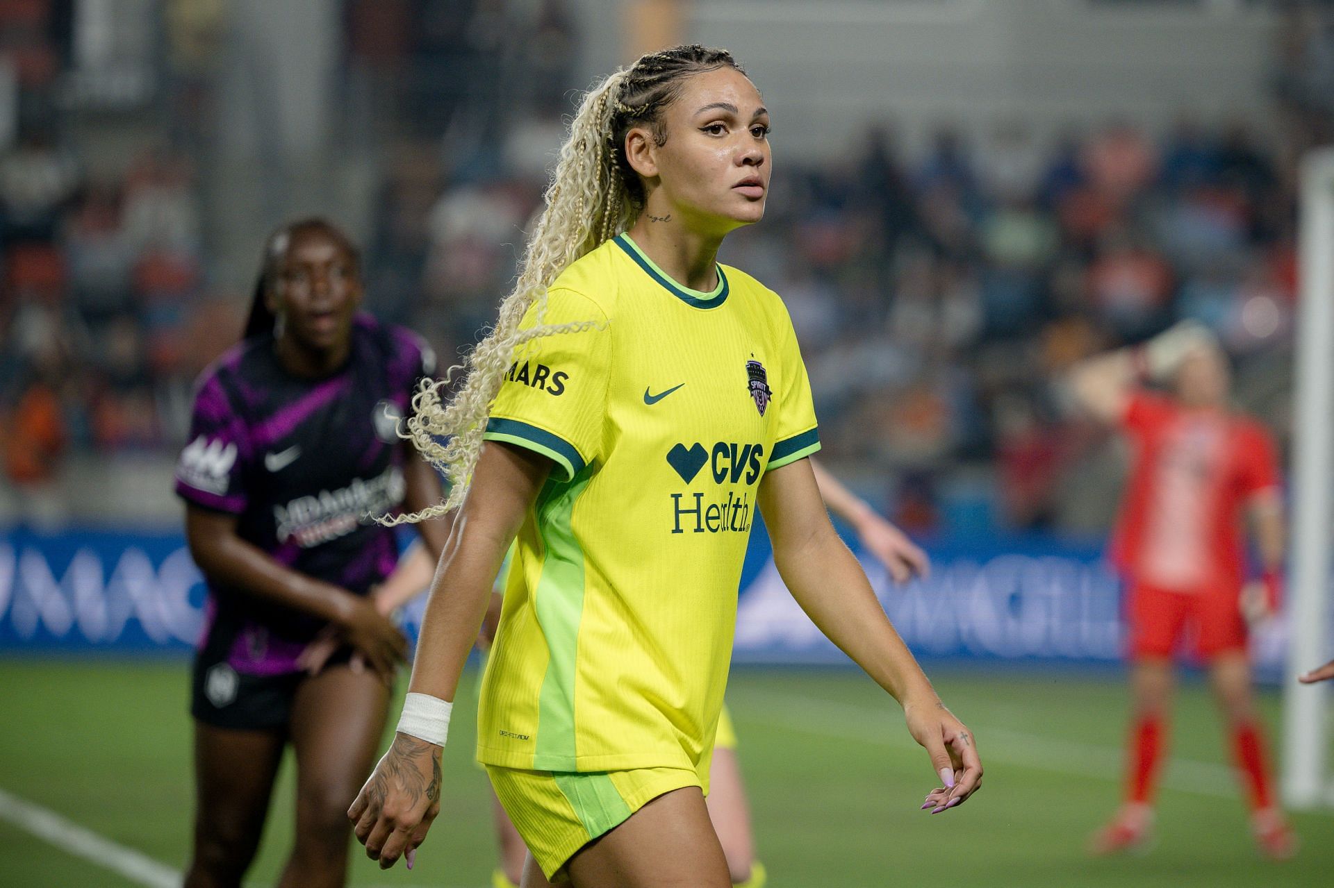 Rodman during the second half of Washington Spirit- Houston Dash 2025 NWSL clash (Image via: Getty Images)