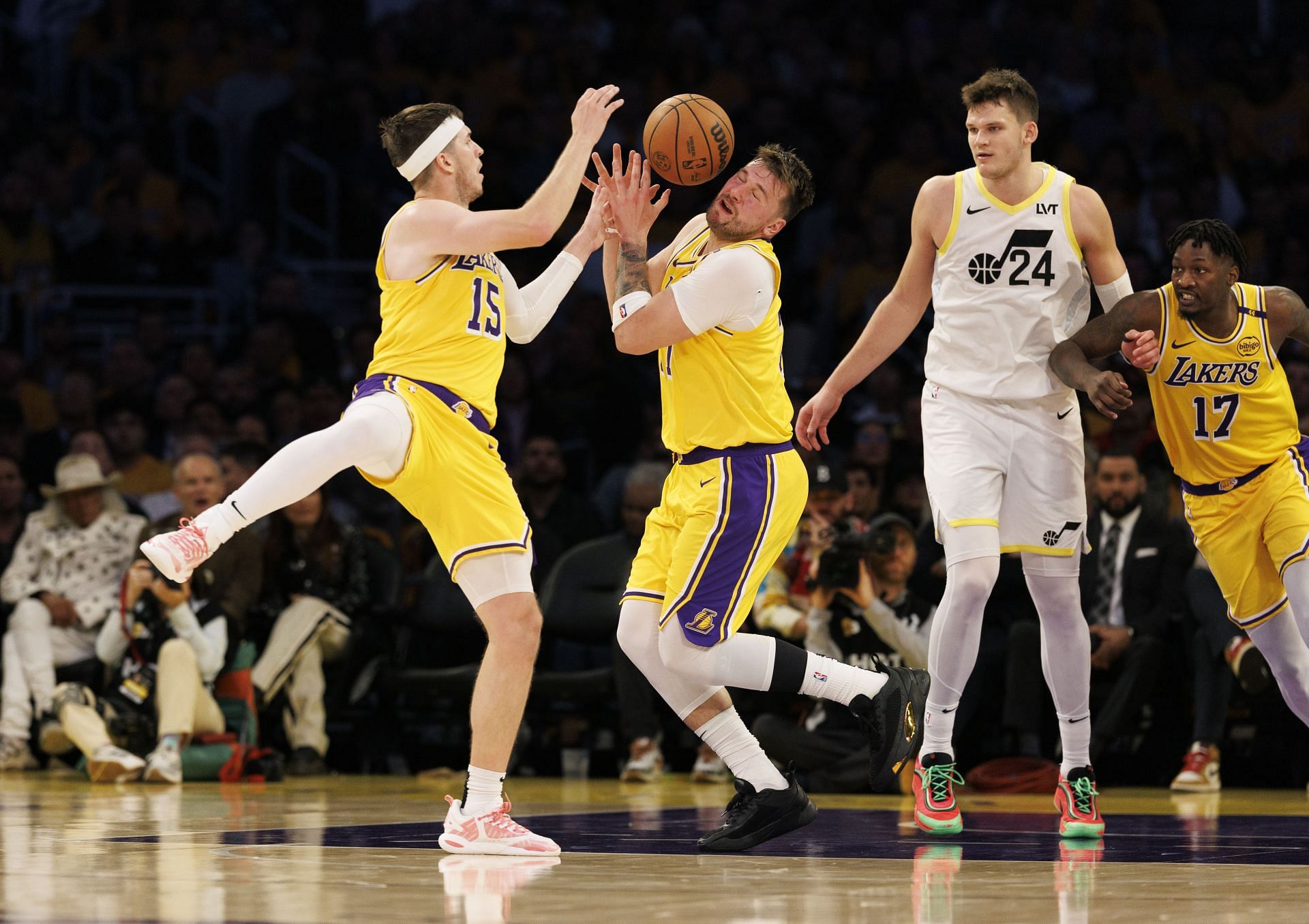 Lakers vs Utah Jazz in Los Angeles, CA - Source: Getty